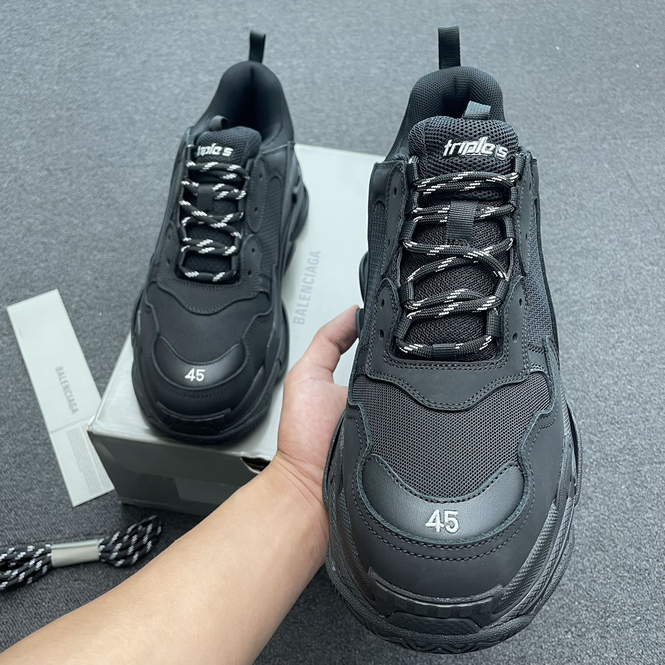 Balenciaga Triple S Black W 541624w09011000 (4) - newkick.cc