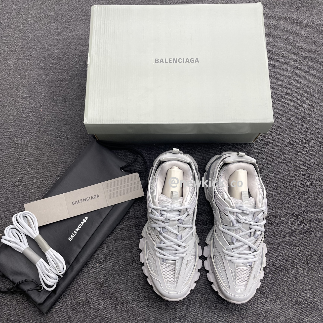 Balenciaga Track Light Grey W 542436w2la11203 (6) - newkick.cc