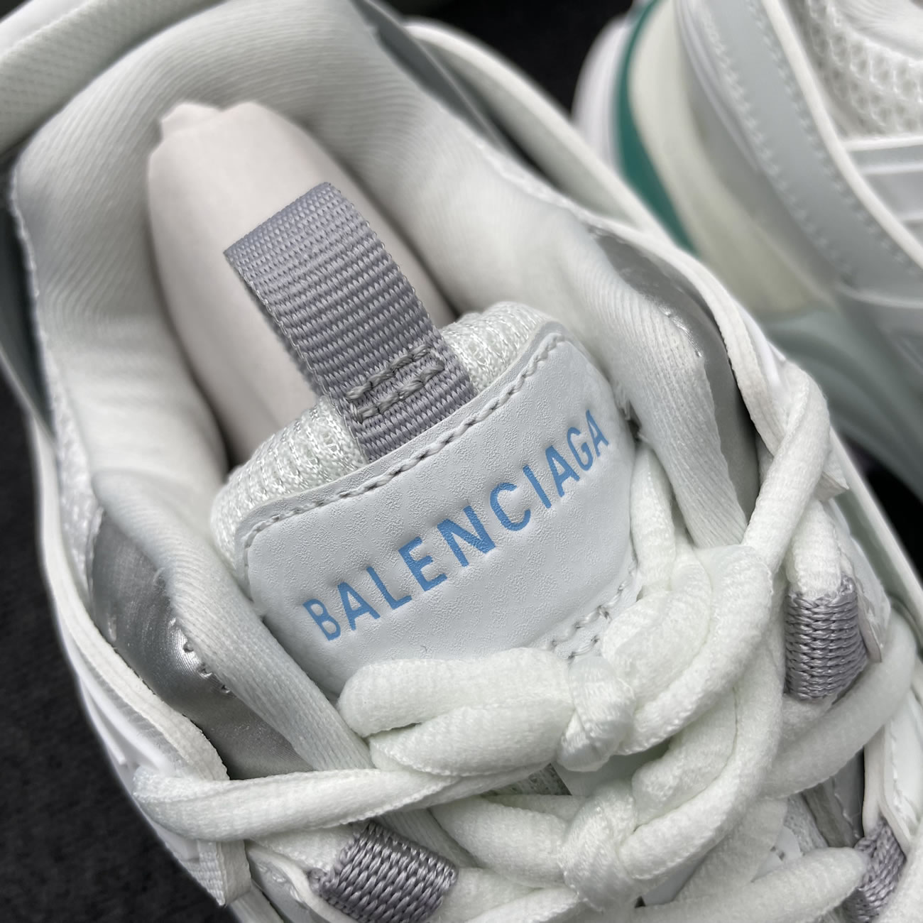 Balenciaga Track Pastel (w) 542436w3ac49045 (5) - newkick.cc