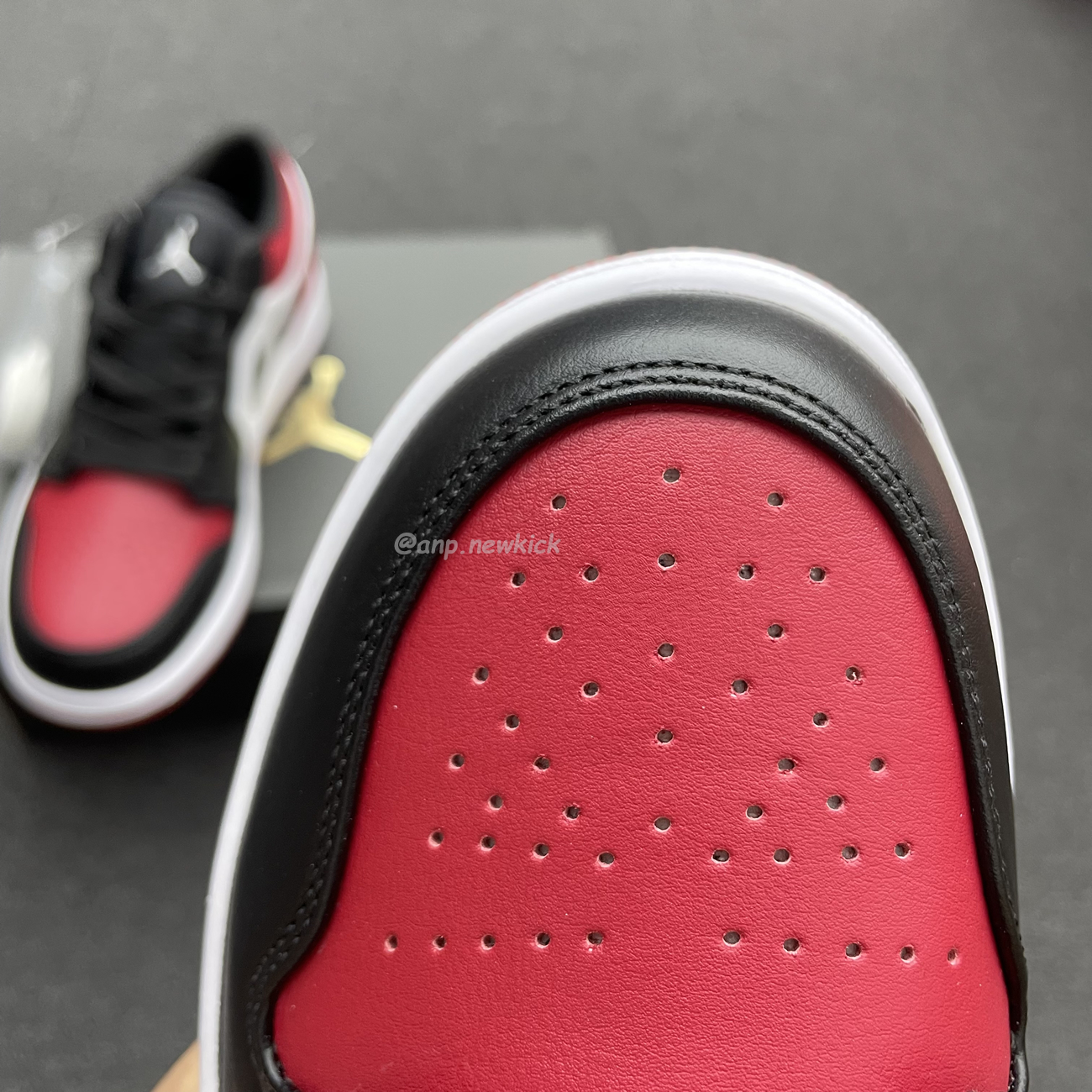 Air Jordan 1 Low Bred Toe 553558 612 (9) - newkick.cc