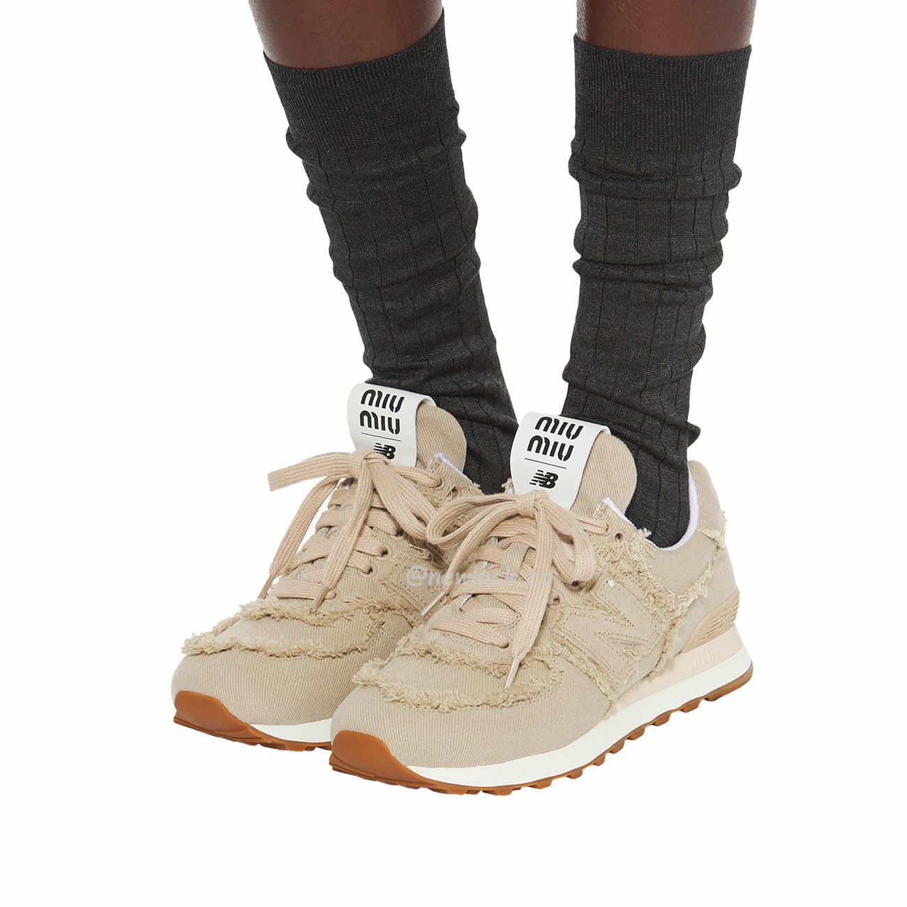 New Balance 574 Miu Miu Denim Colonial Beige (12) - newkick.cc