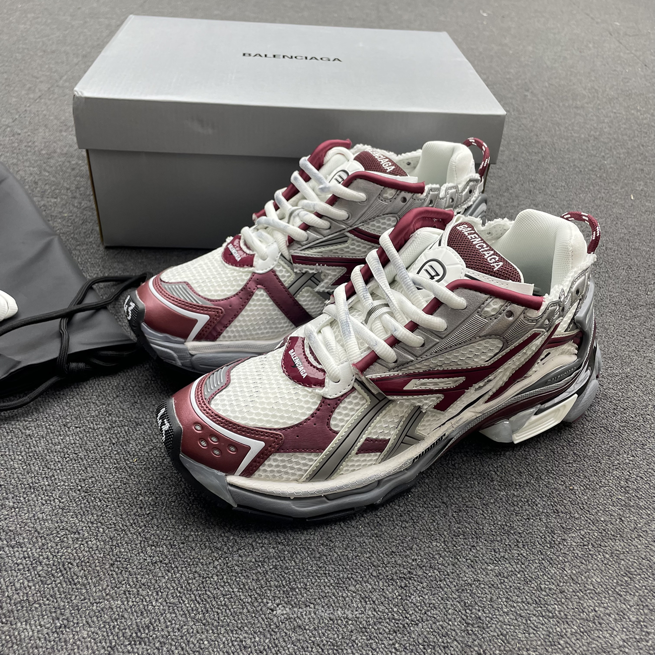 Balenciaga Runner Burgundy 677403w3rb3 (6) - newkick.cc