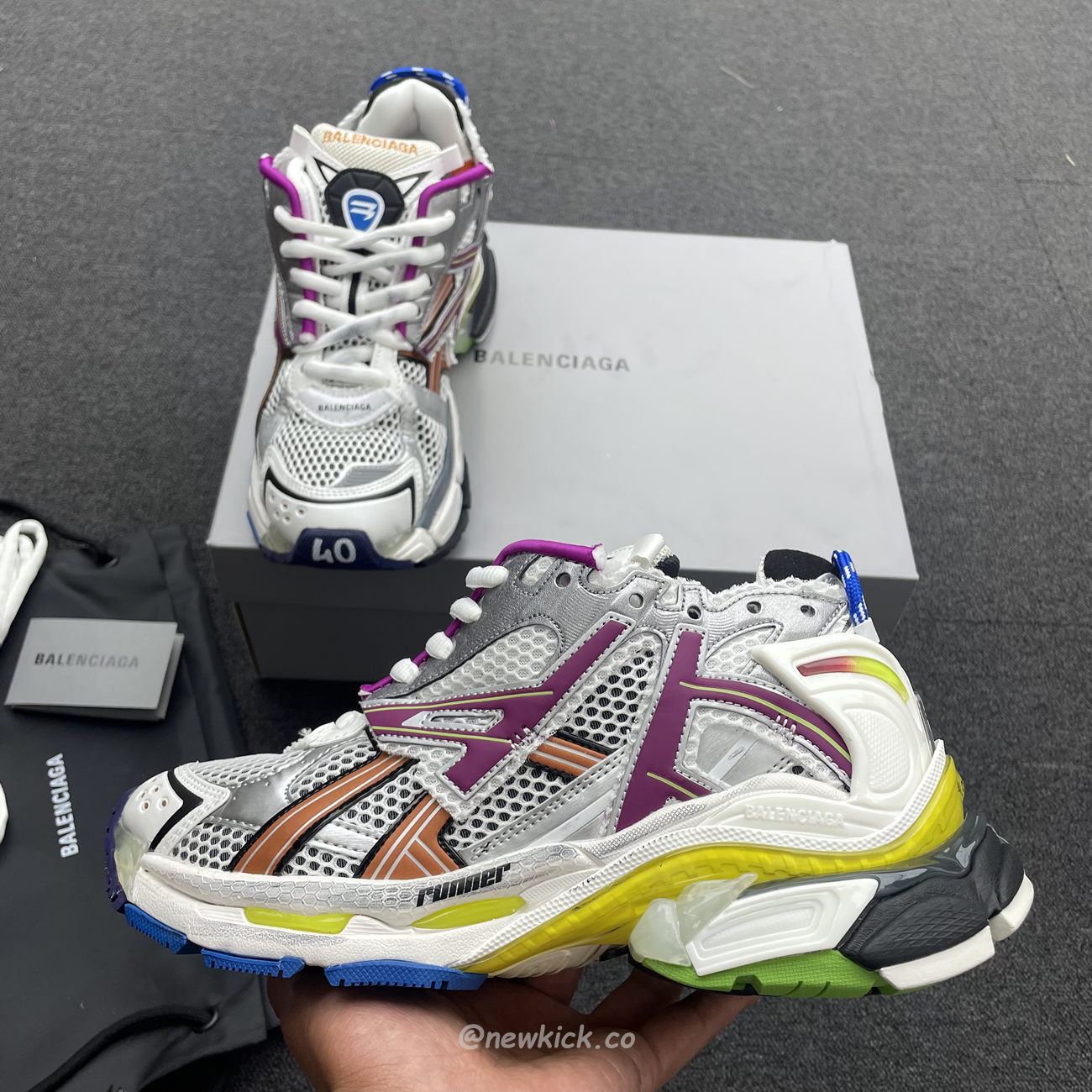 Balenciaga Runner Multicolor 677403w3rb68123 (5) - newkick.cc