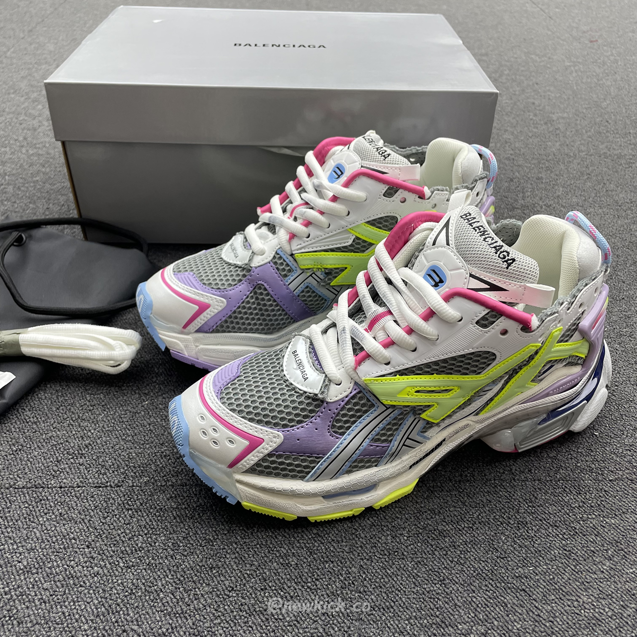 Balenciaga Runner Leather Free Grey Light Purple Neon Yellow White 677403w3rbp1745 (11) - newkick.cc