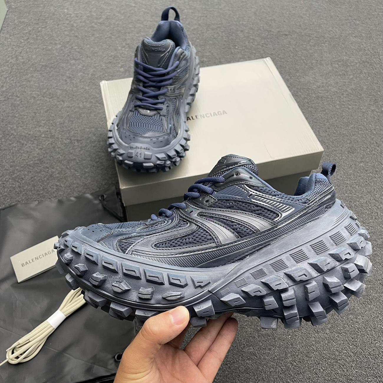 Balenciaga Defender Green Black Grey Navy Beige (26) - newkick.cc