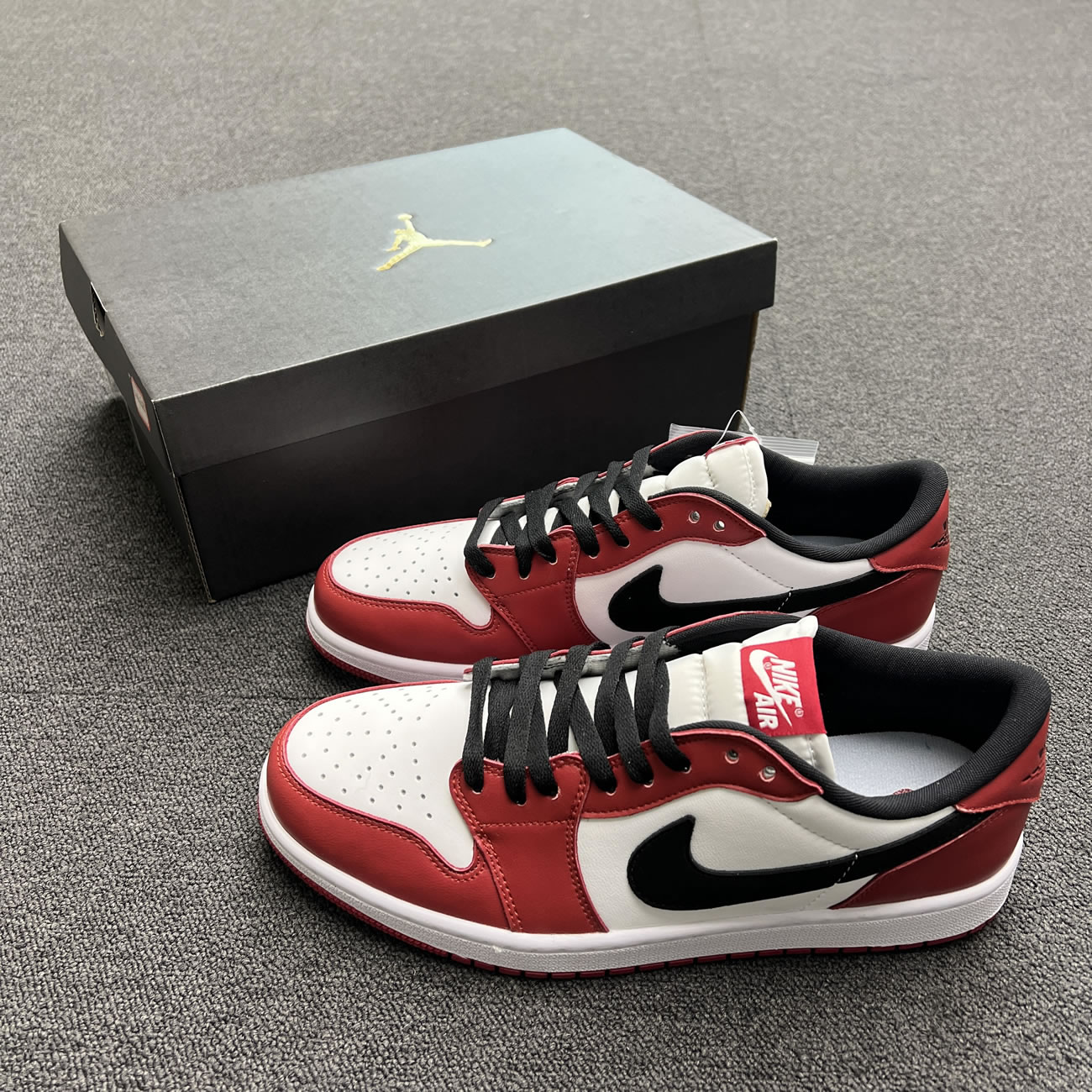 Jordan 1 Retro Low Chicago 2016 705329 600 (5) - newkick.cc