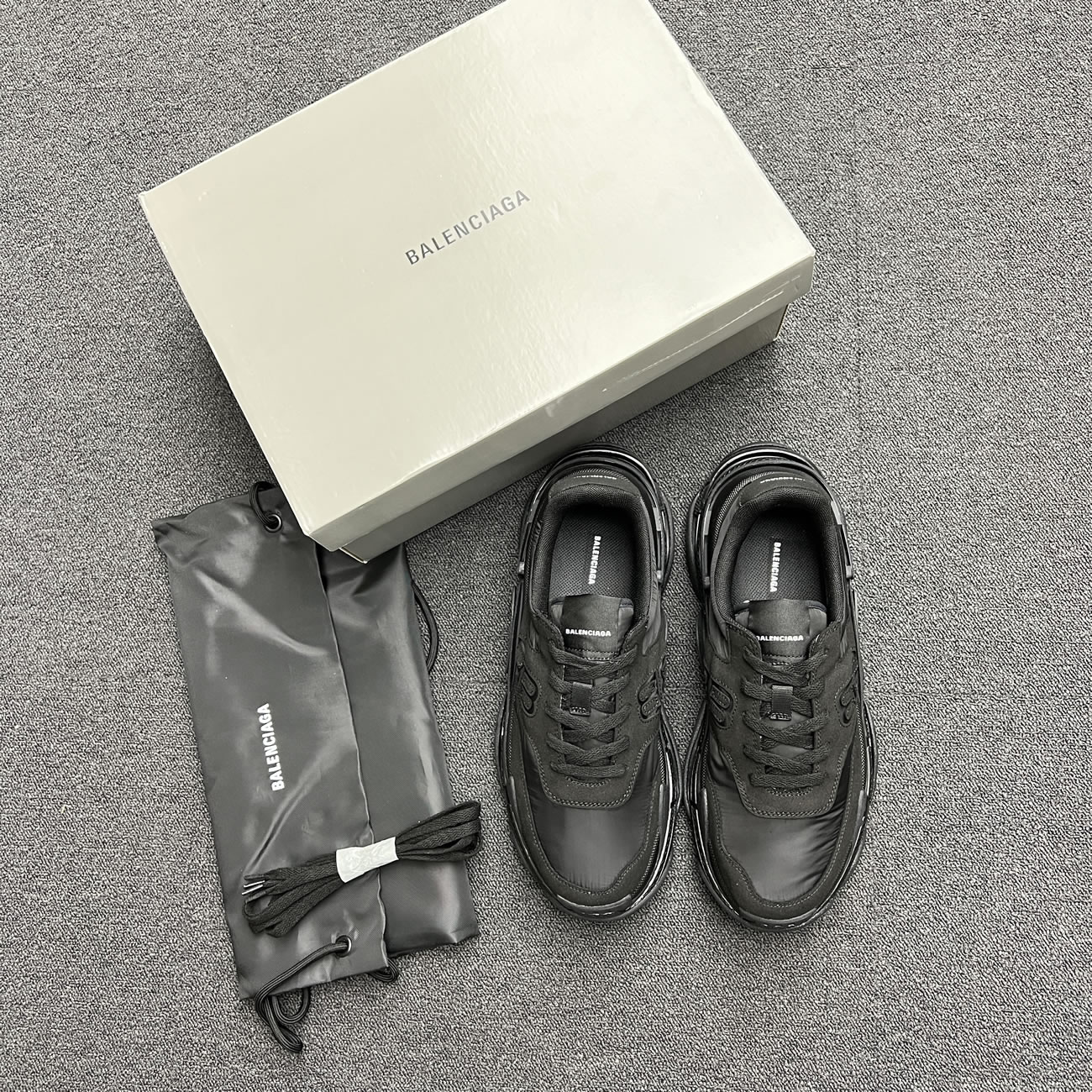 Balenciaga Triple S Nylon Black Bule 710157 W3cu1 1000 (14) - newkick.cc