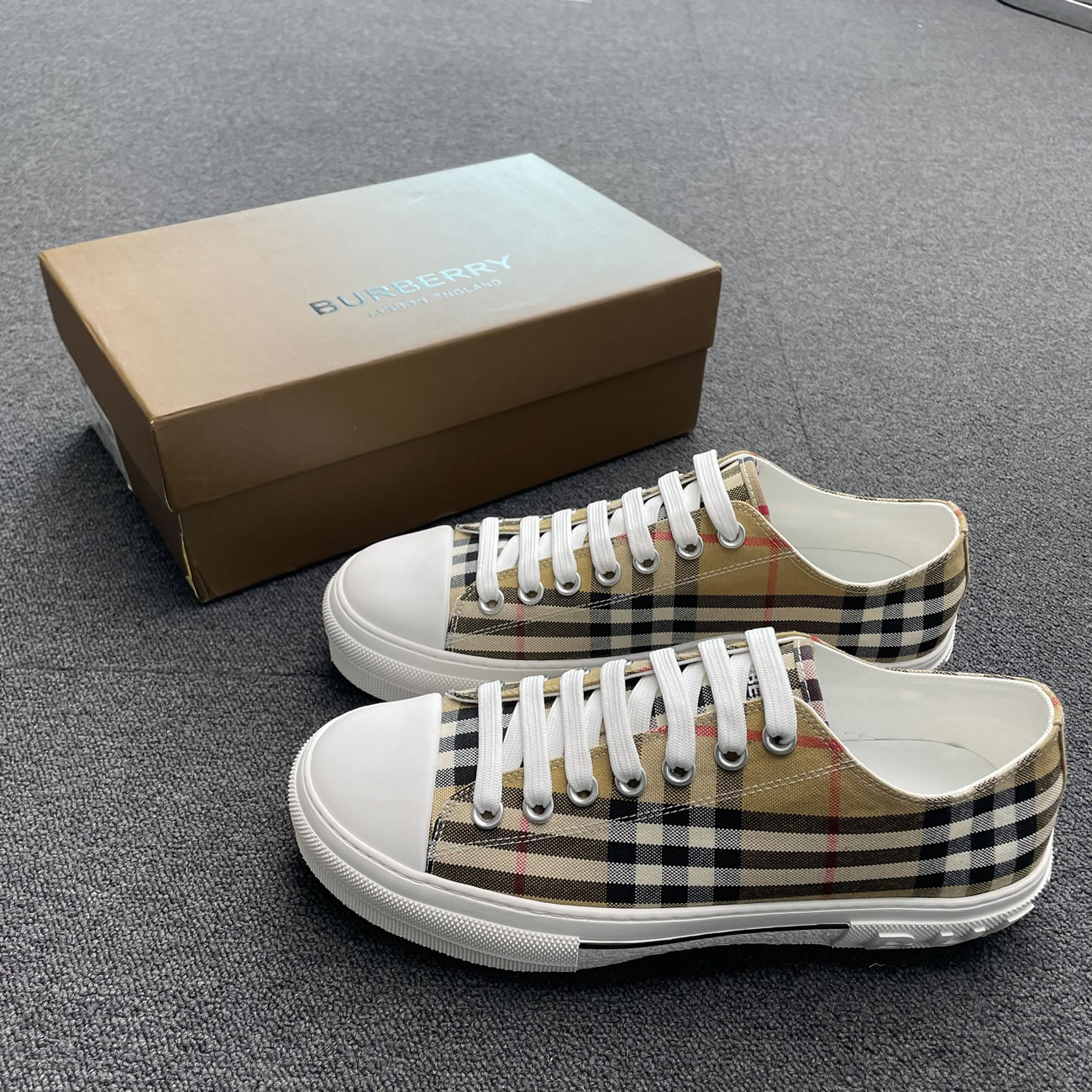 Burberry Vintage Check Cotton Sneakers Archive Beige White W 80505061 (10) - newkick.cc