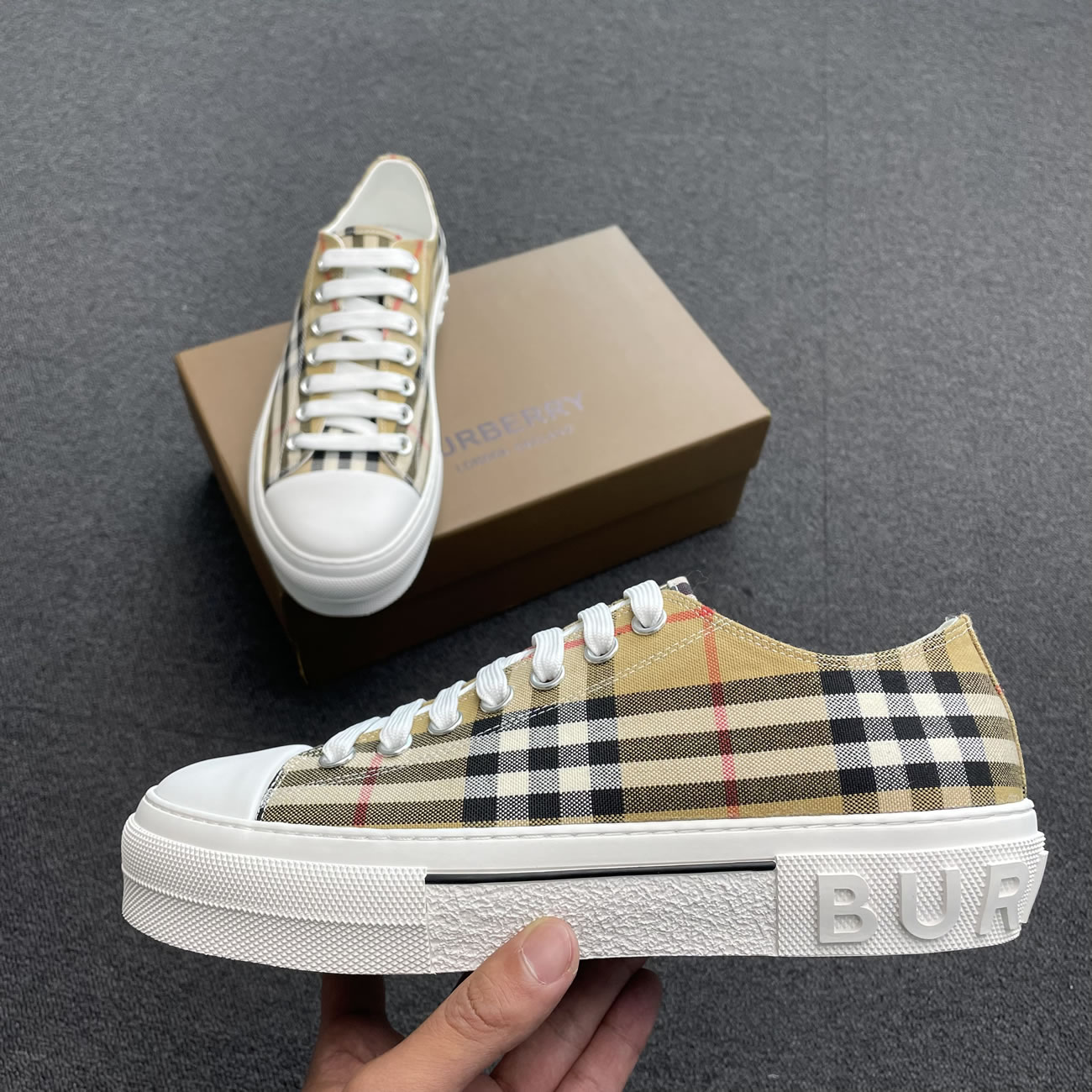 Burberry Vintage Check Cotton Sneakers Archive Beige White W 80505061 (4) - newkick.cc