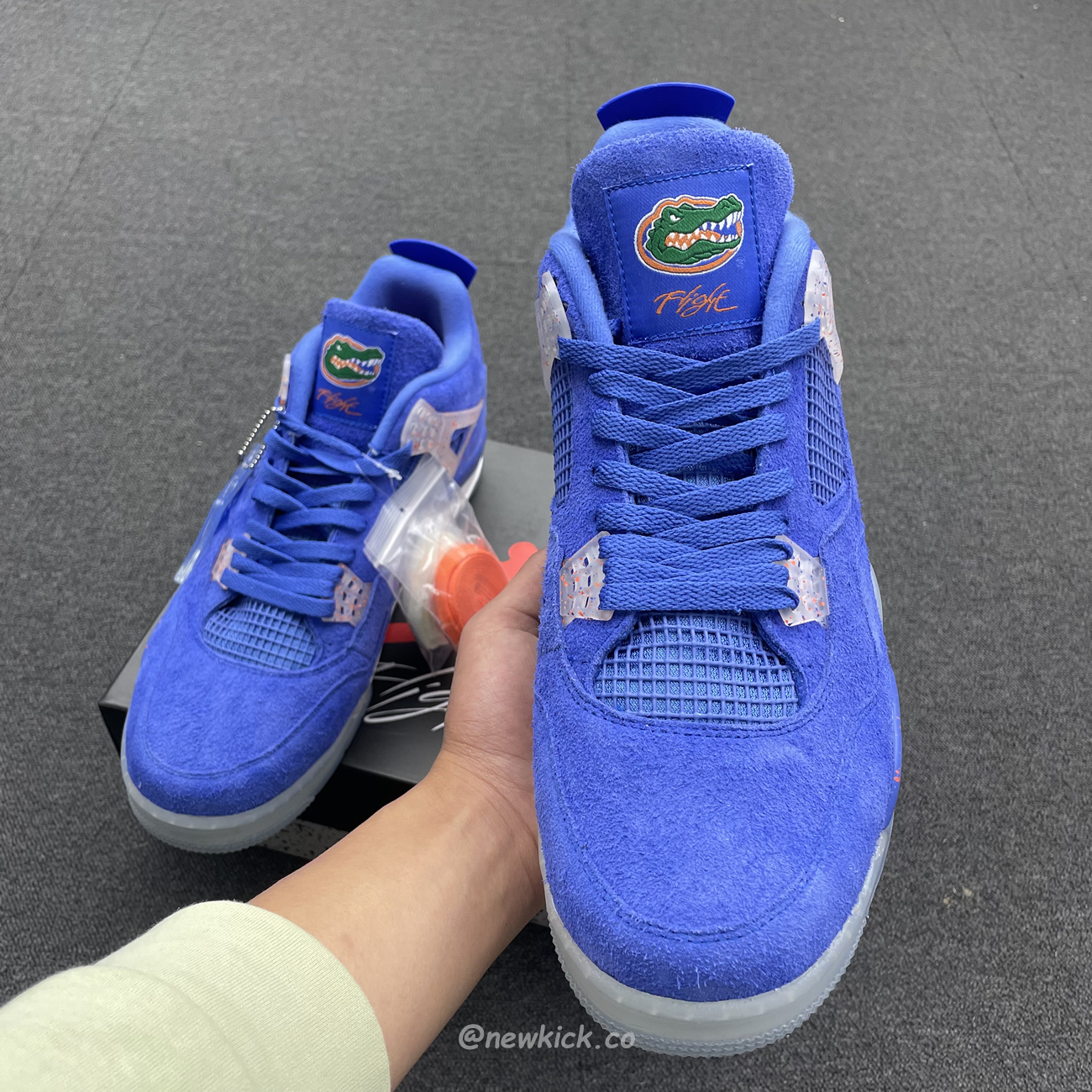 Air Jordan 4 Retro Florida Gators 904283 (4) - newkick.cc