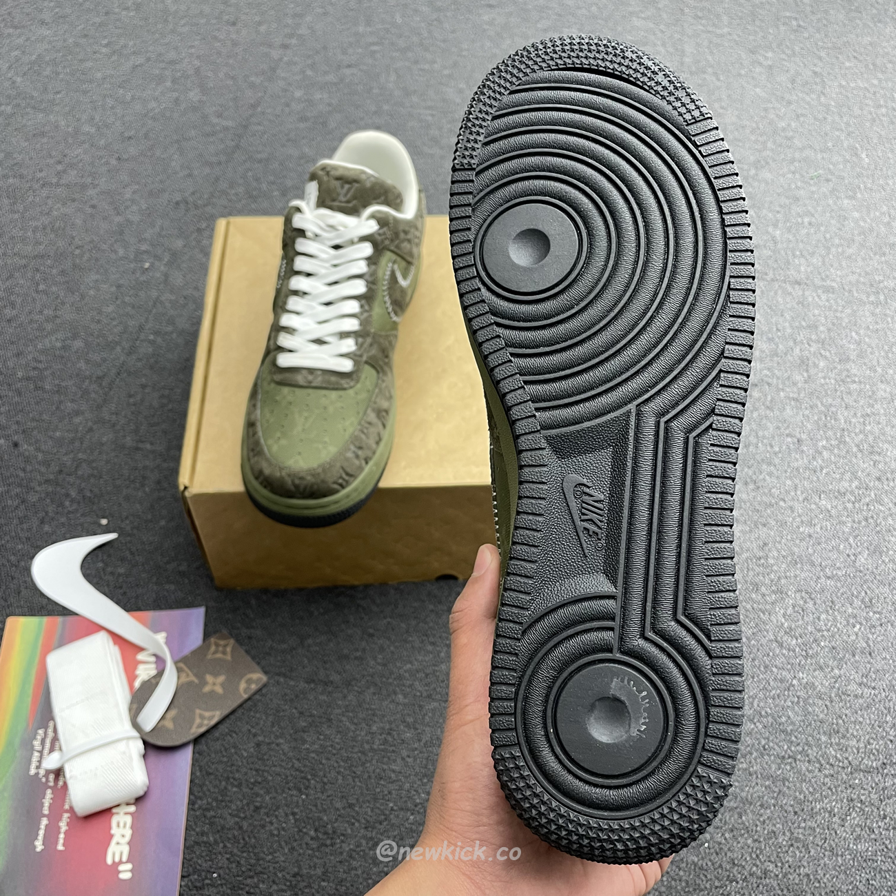 Lv X Nike Air Force 1 Low Green (2) - newkick.cc