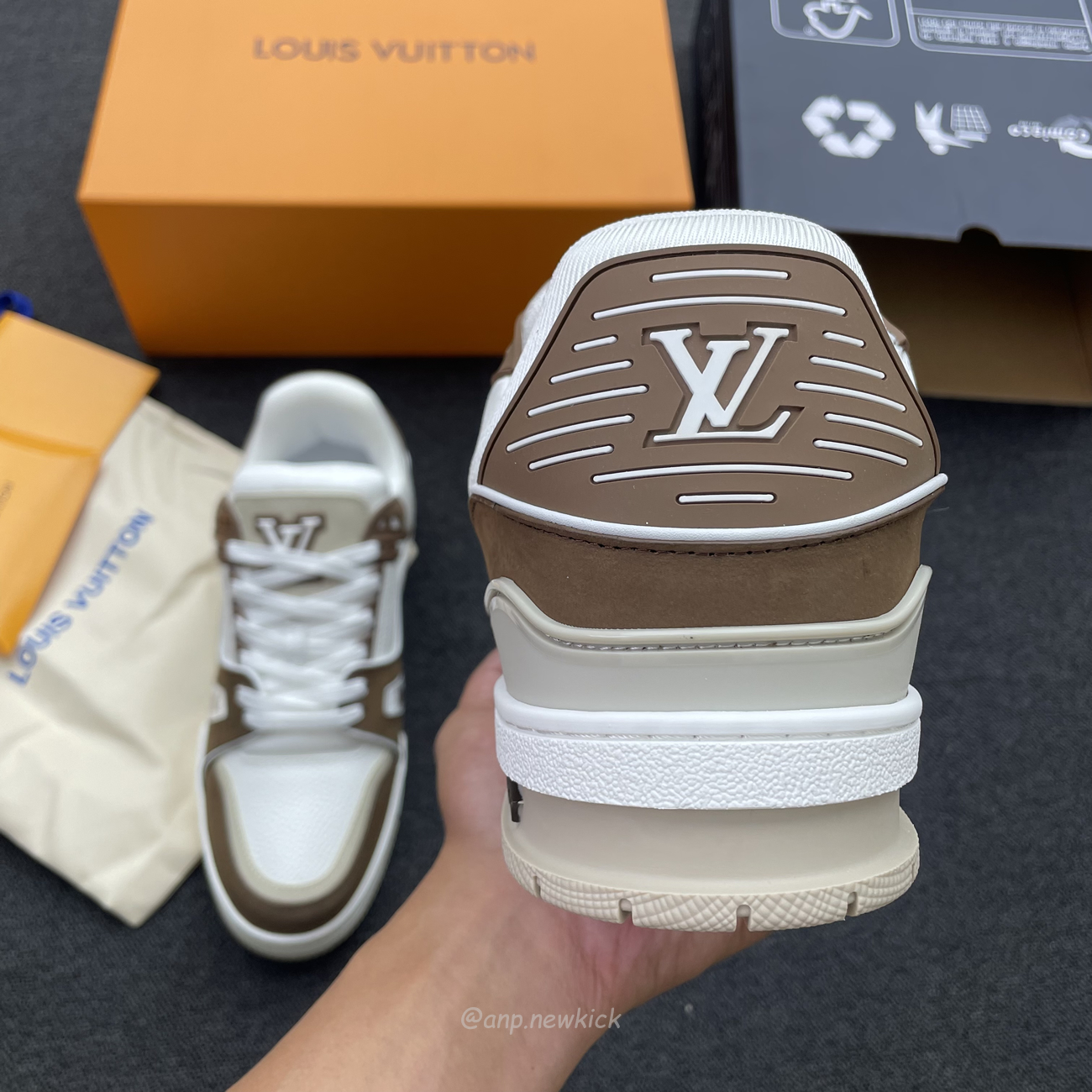 Louis Vuitton Lv Trainer White Brown Ag6u3amdbjn430 (6) - newkick.cc