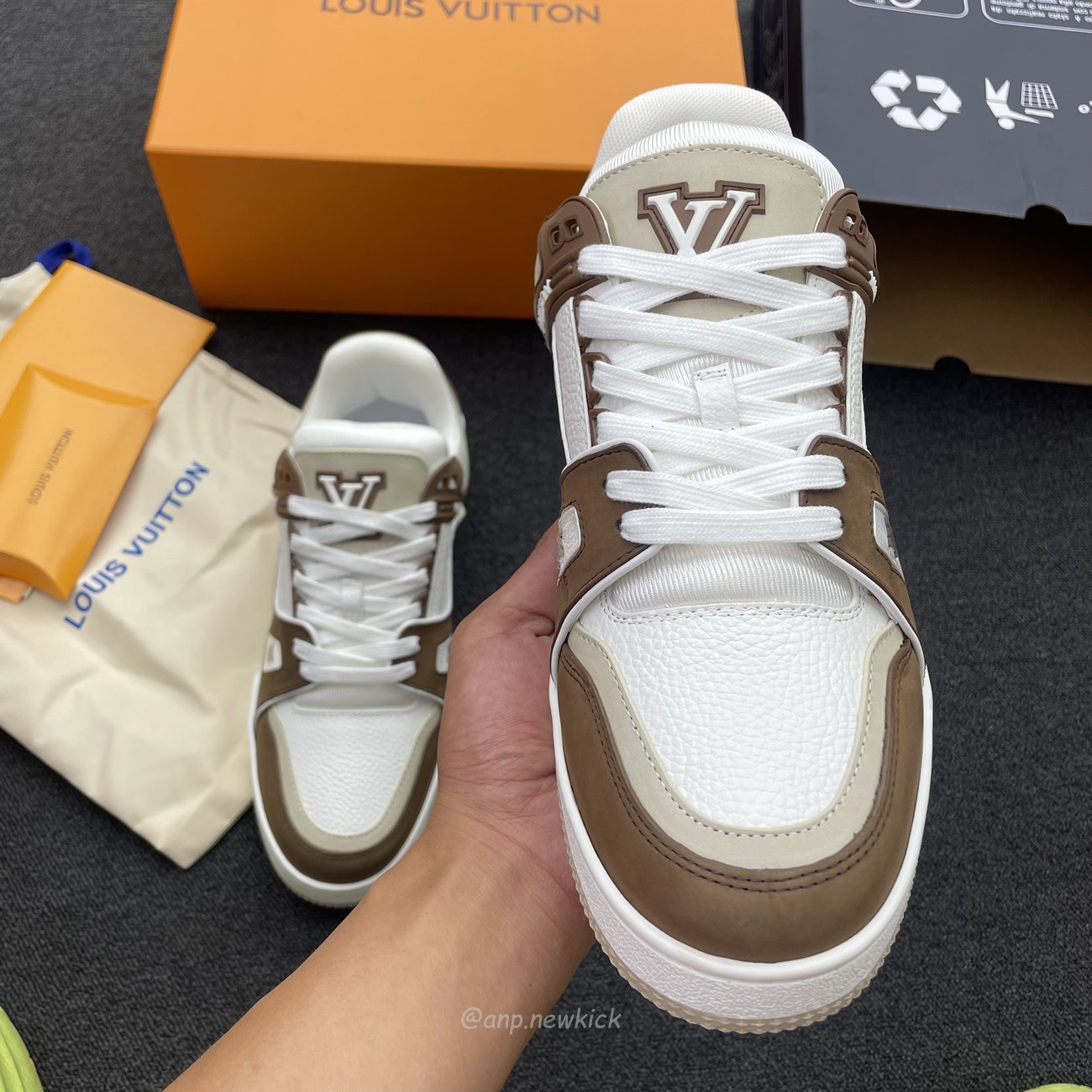 Louis Vuitton Lv Trainer White Brown Ag6u3amdbjn430 (8) - newkick.cc