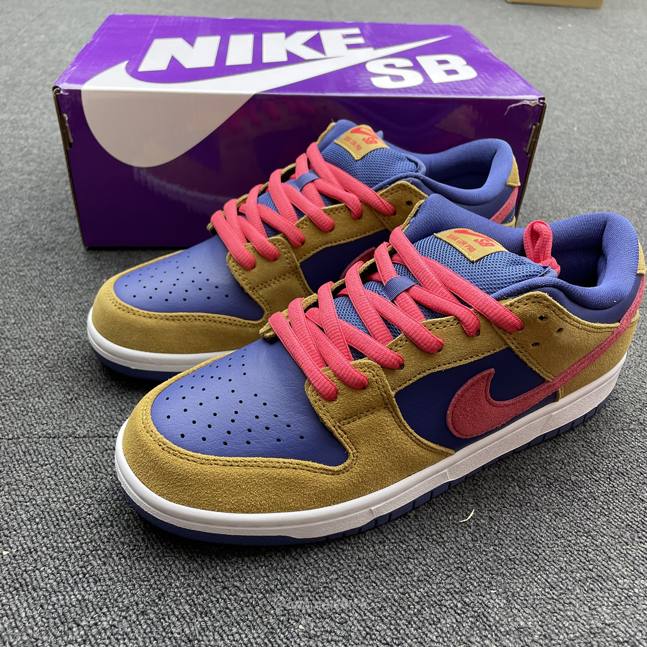 Nike Sb Dunk Low Reverse Papa Bear Bq6817 700 (8) - newkick.cc