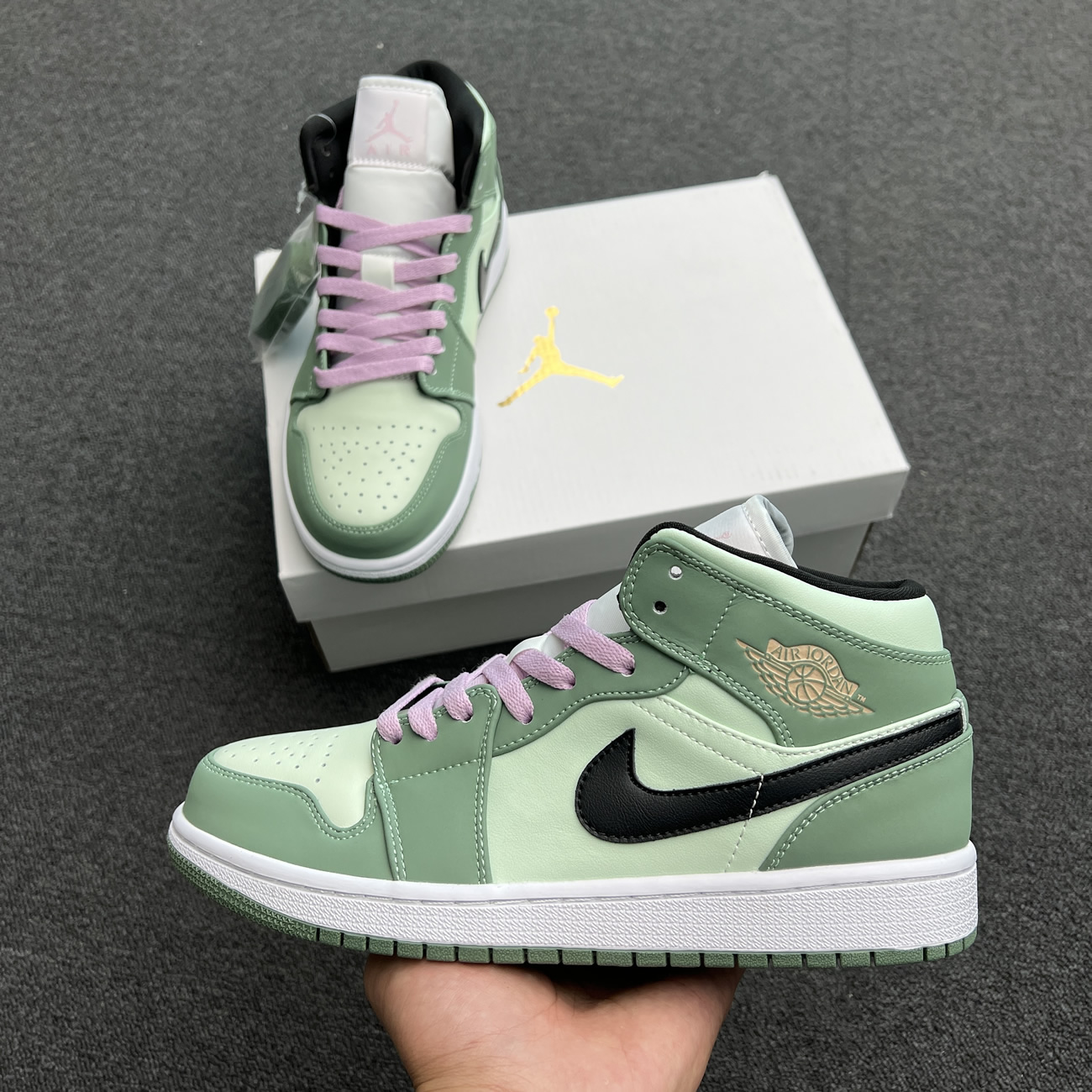 Air Jordan 1 Mid Dutch Green W Cz0774 300 (7) - newkick.cc