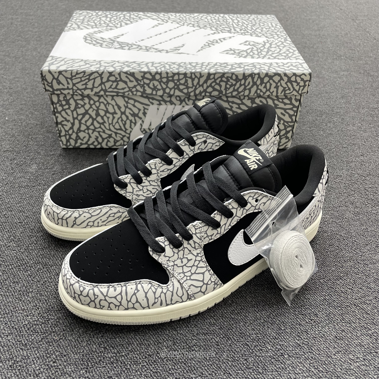 Air Jordan 1 Retro Low Og Black Cement Cz0790 001 (16) - newkick.cc