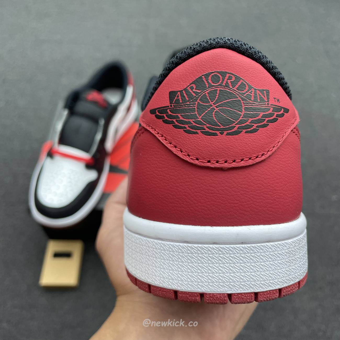 Air Jordan 1 Retro Low Og Black Toe Cz0790 106 (23) - newkick.cc