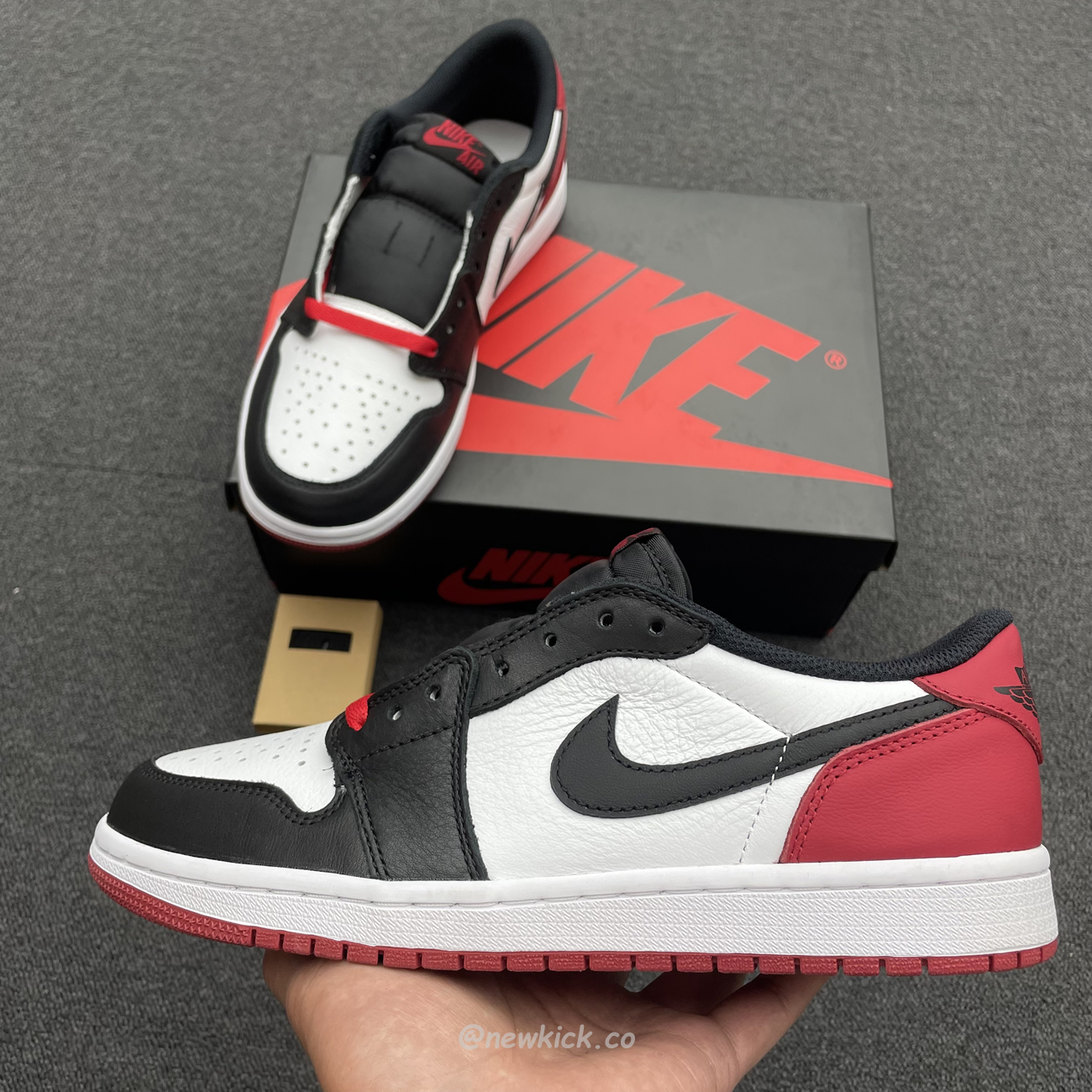 Air Jordan 1 Retro Low Og Black Toe Cz0790 106 (26) - newkick.cc