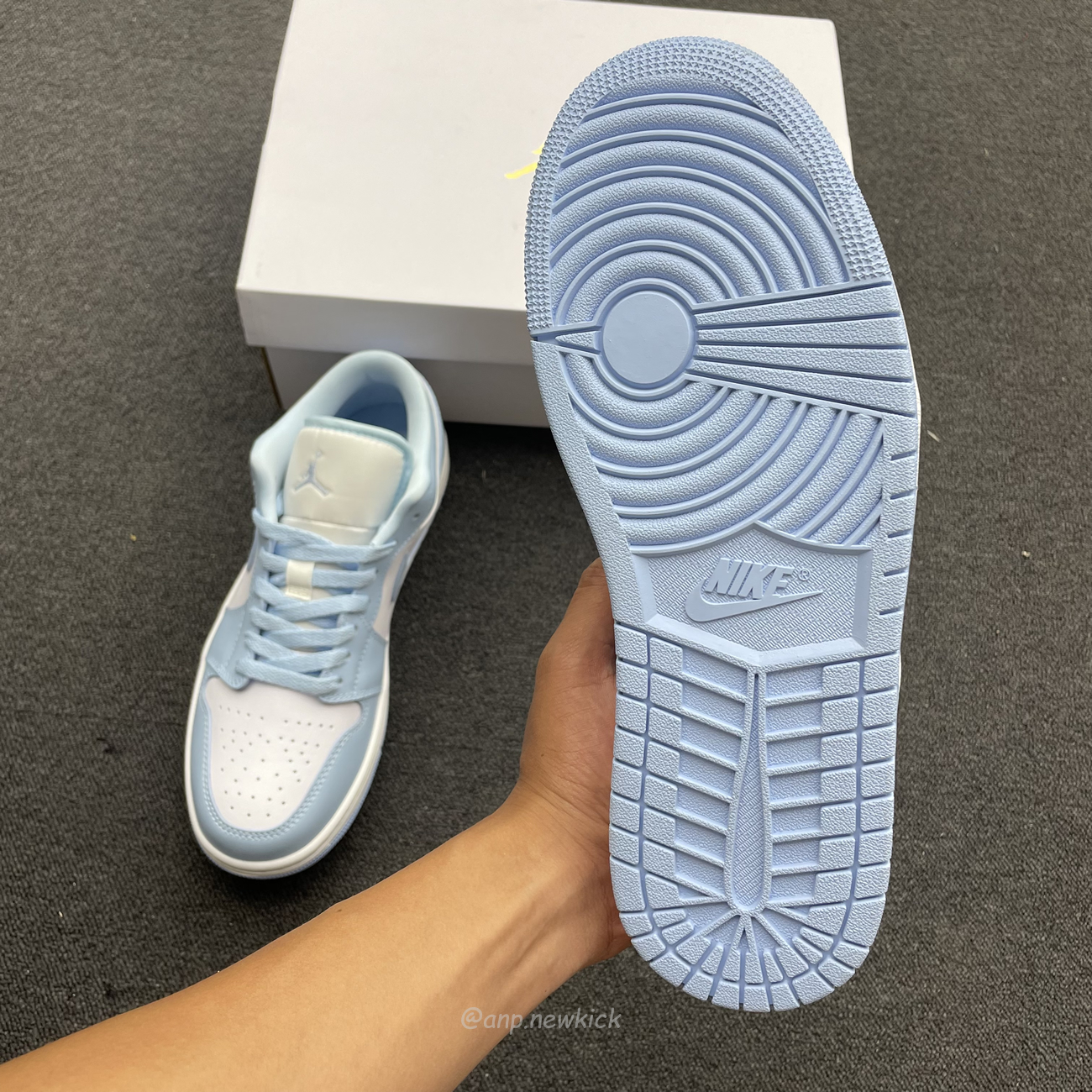 Air Jordan 1 Low White Ice Blue Dc0774 141 (8) - newkick.cc