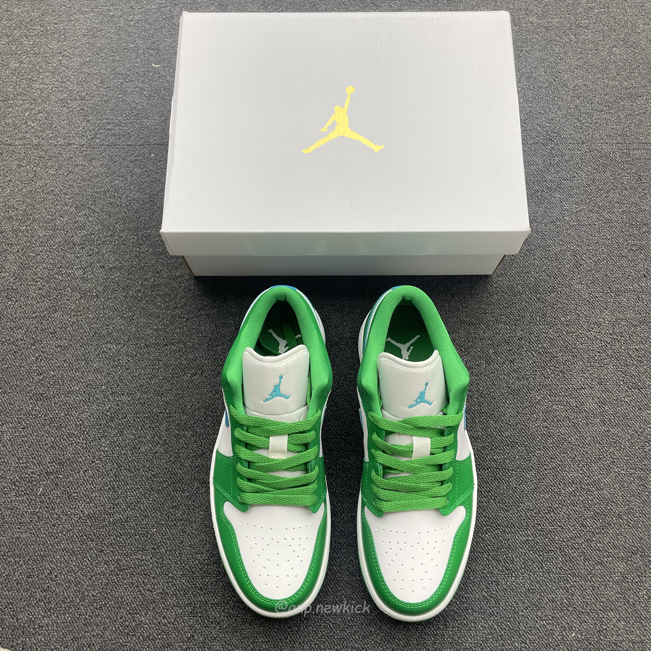 Air Jordan 1 Low Lucky Green Aquatone Dc0774 304 (11) - newkick.cc