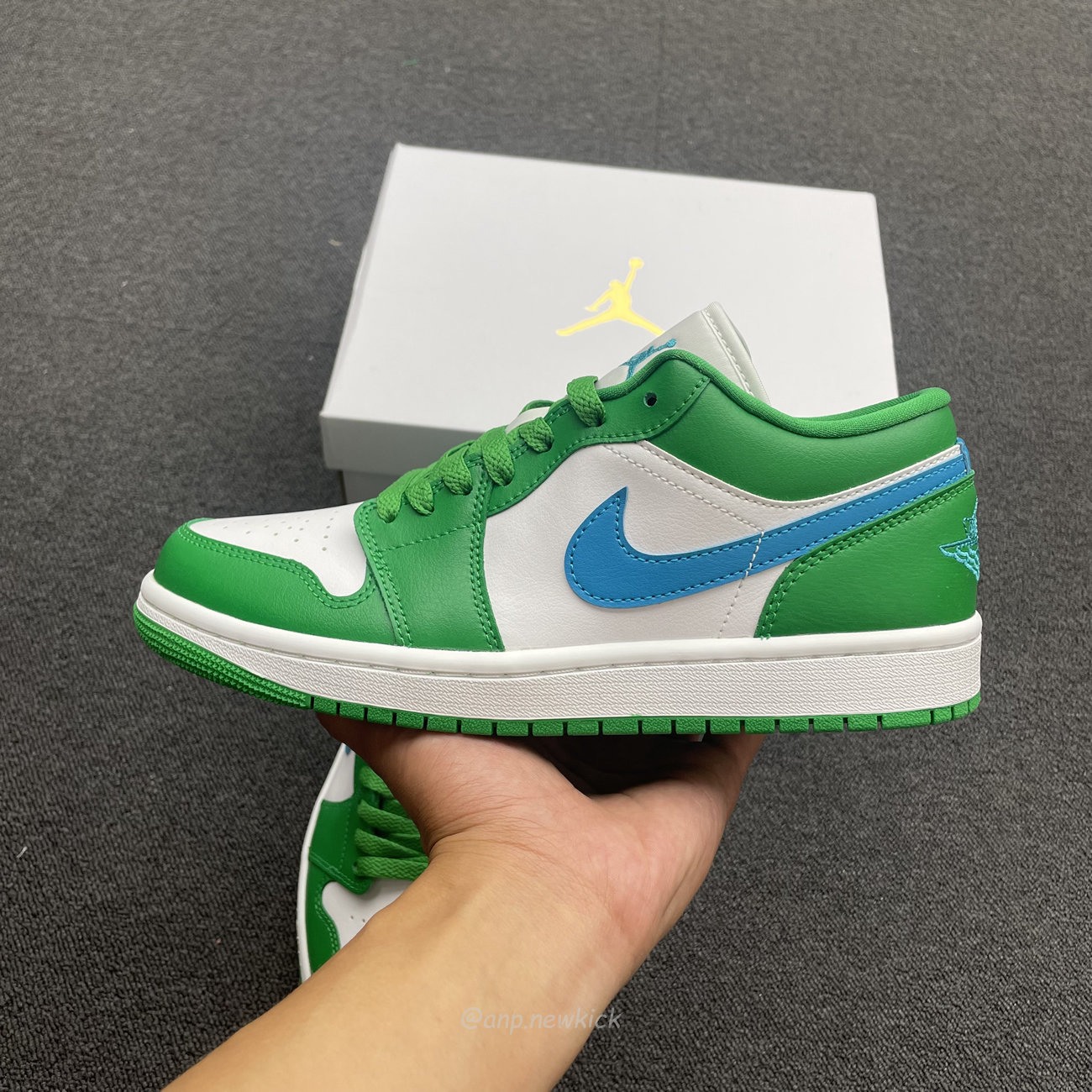 Air Jordan 1 Low Lucky Green Aquatone Dc0774 304 (6) - newkick.cc