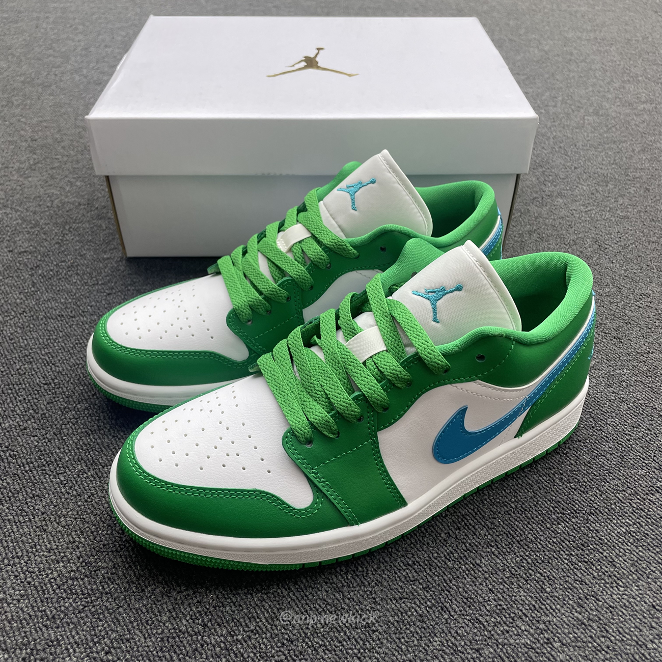 Air Jordan 1 Low Lucky Green Aquatone Dc0774 304 (7) - newkick.cc