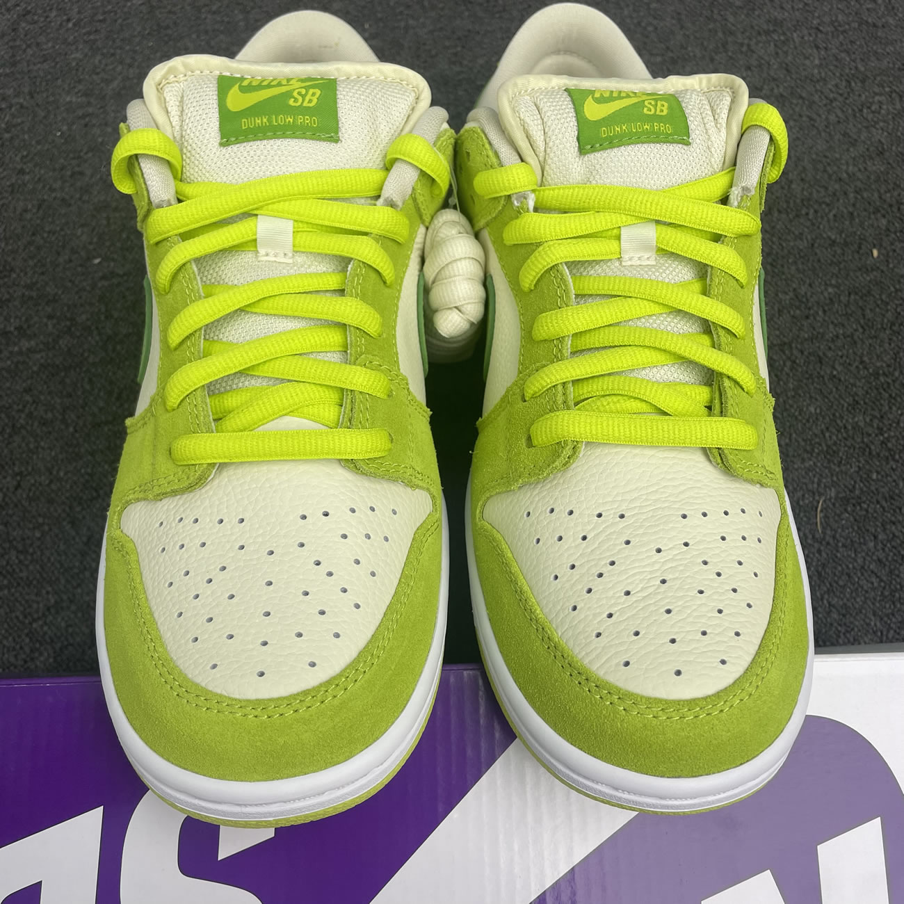 Nike Sb Skateboard Dunk Low Pro Green Apple Dm0807 300 (7) - newkick.cc