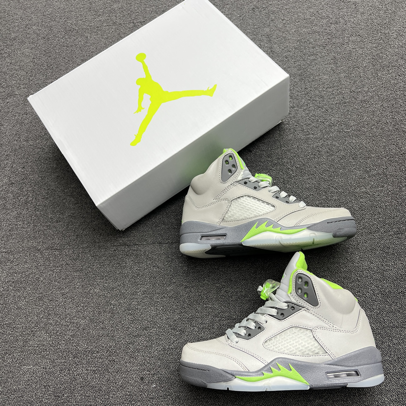 Air Jordan 5 Retro Green Bean 2022 Dm9014 003 (7) - newkick.cc