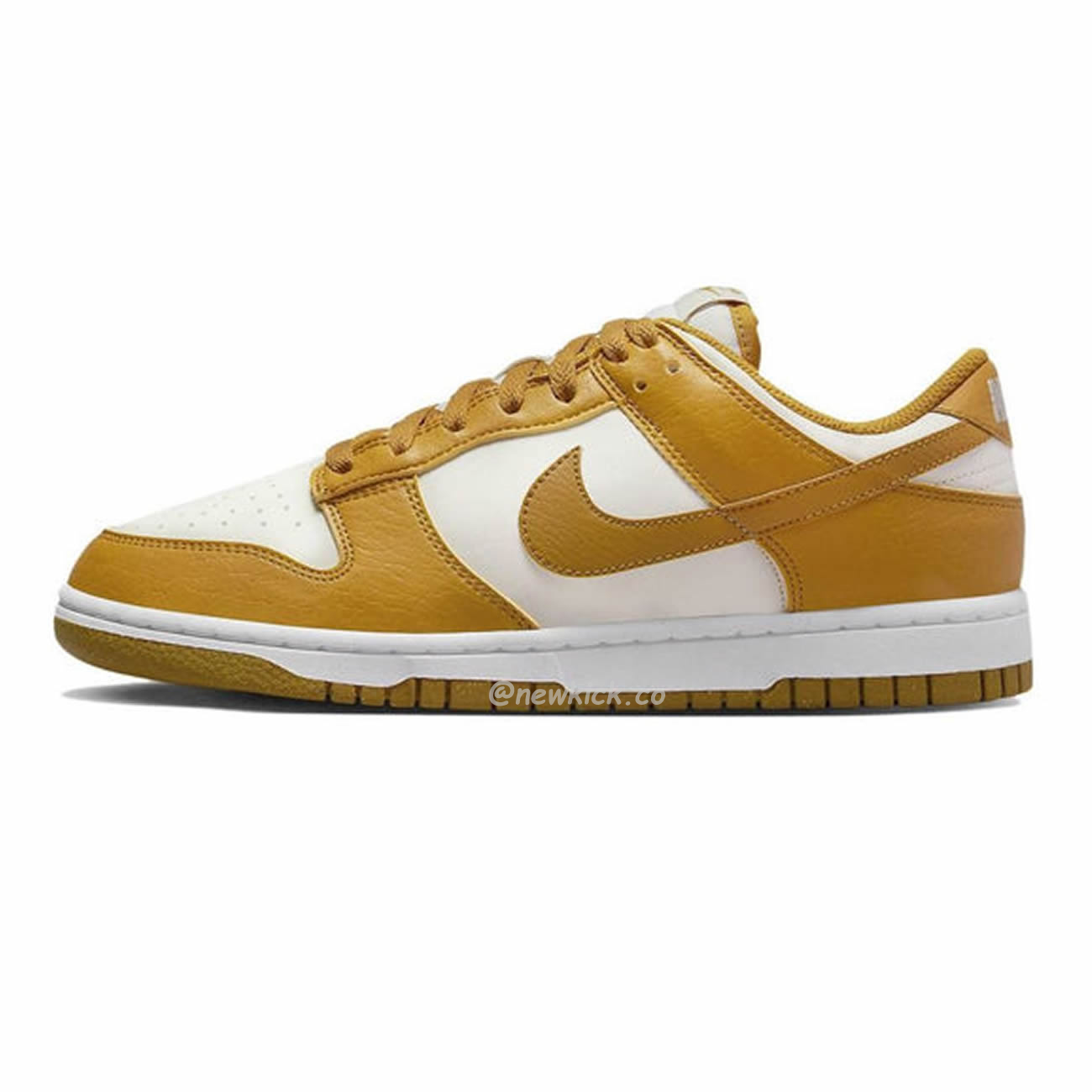 Nike Dunk Low Next Nature Phantom Gold Suede Dn1431 001 (1) - newkick.cc