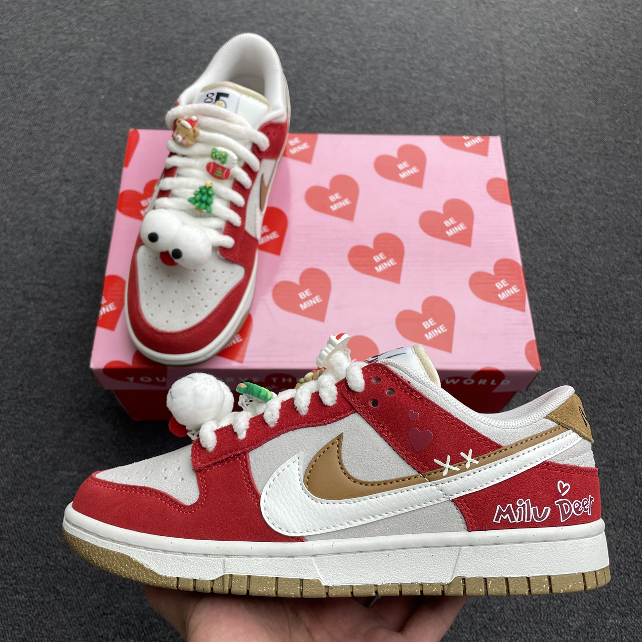 Nike Sb Dunk Low 85 Christmas Red White Brown Do9457 112 (2) - newkick.cc