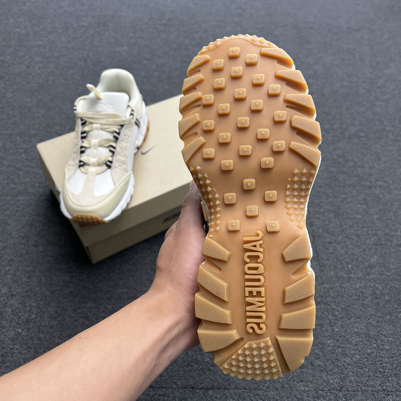 Nike Air Humara Lx Jacquemus Light Bone Gold W Dr0420 001 (13) - newkick.cc