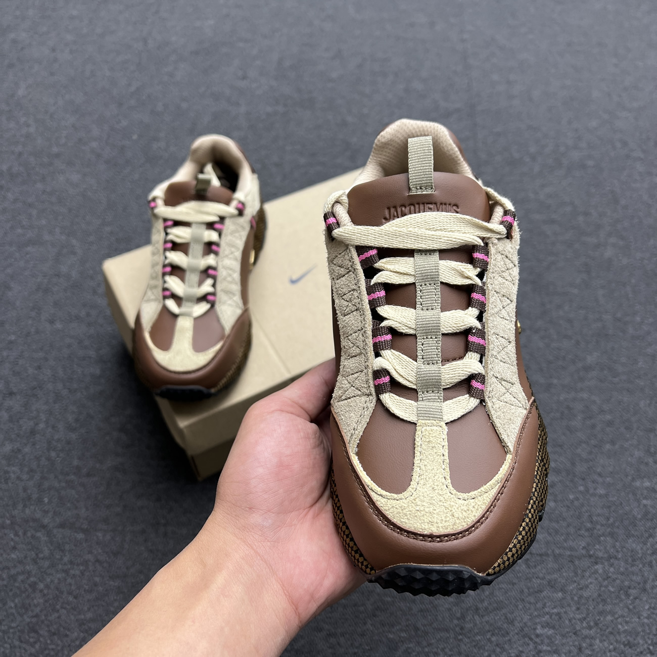 Nike Air Humara Lx Jacquemus Ale Brown Gold W Dr0420 200 (10) - newkick.cc