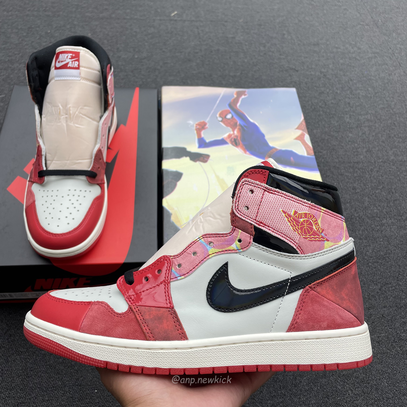 Air Jordan 1 High Og Spider Man Across The Spider Verse Dv1748 601 (30) - newkick.cc