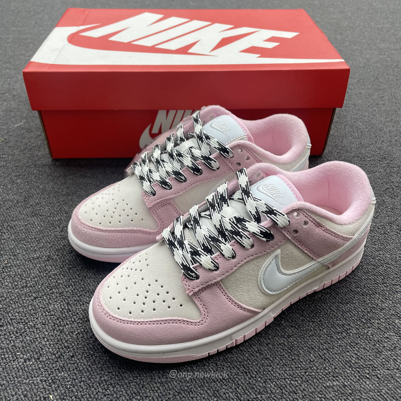 Nike Dunk Low Lx Pink Foam Womens Dv3054 600 (10) - newkick.cc