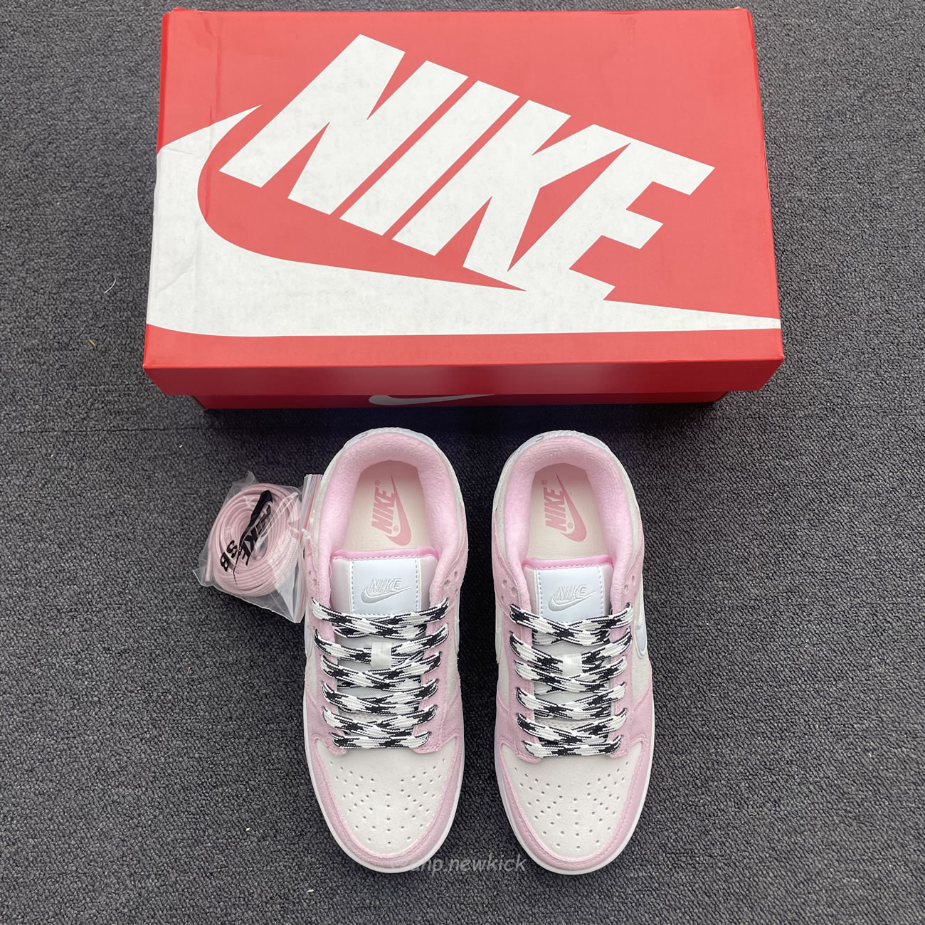 Nike Dunk Low Lx Pink Foam Womens Dv3054 600 (14) - newkick.cc