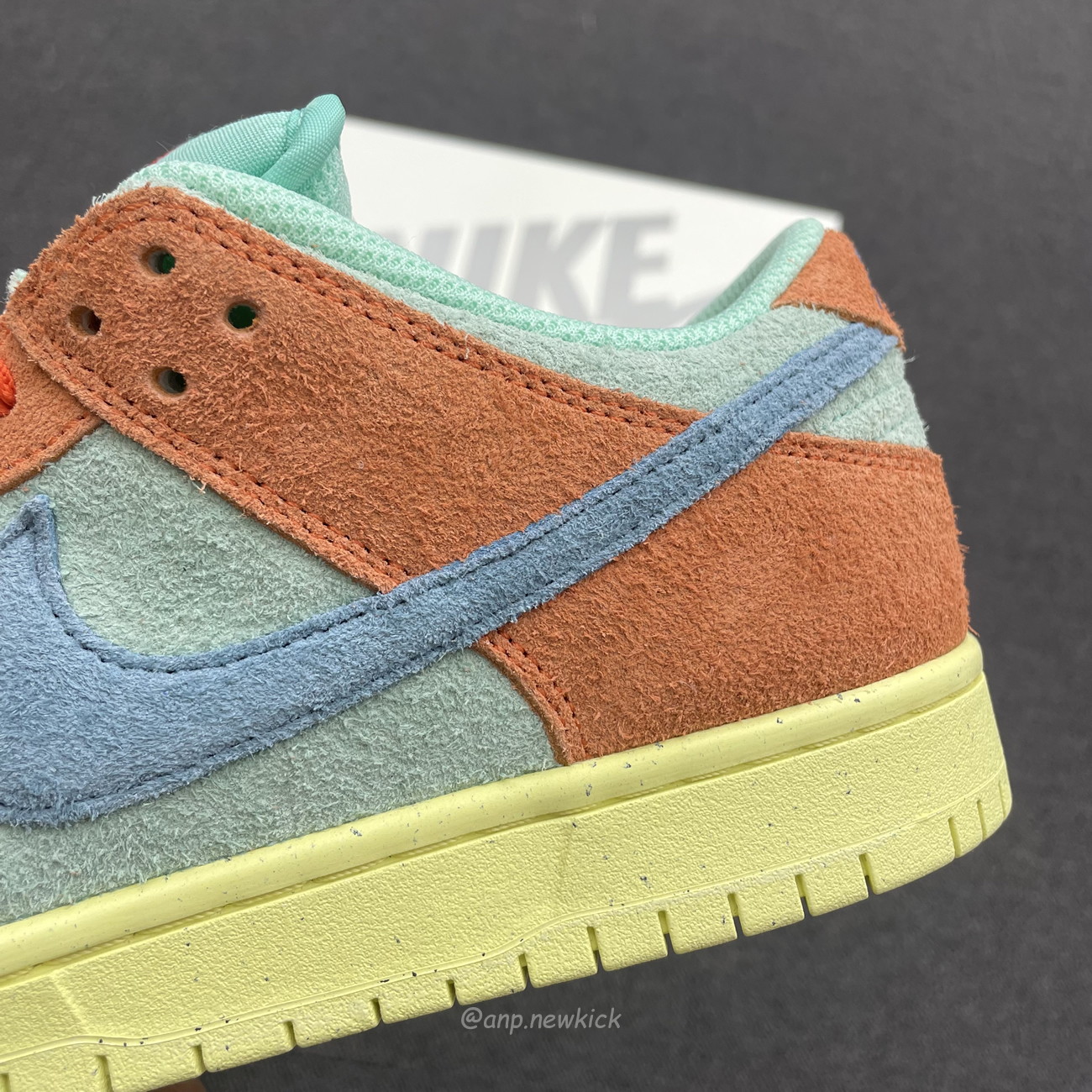 Nike Sb Dunk Low Orange Emerald Rise Dv5429 800 (13) - newkick.cc