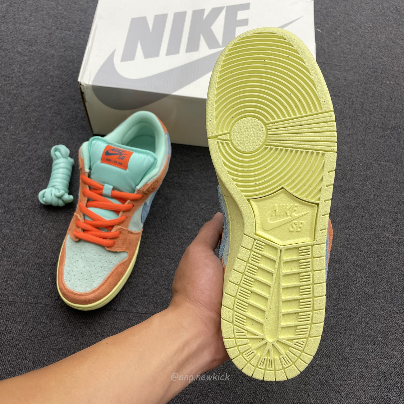 Nike Sb Dunk Low Orange Emerald Rise Dv5429 800 (9) - newkick.cc