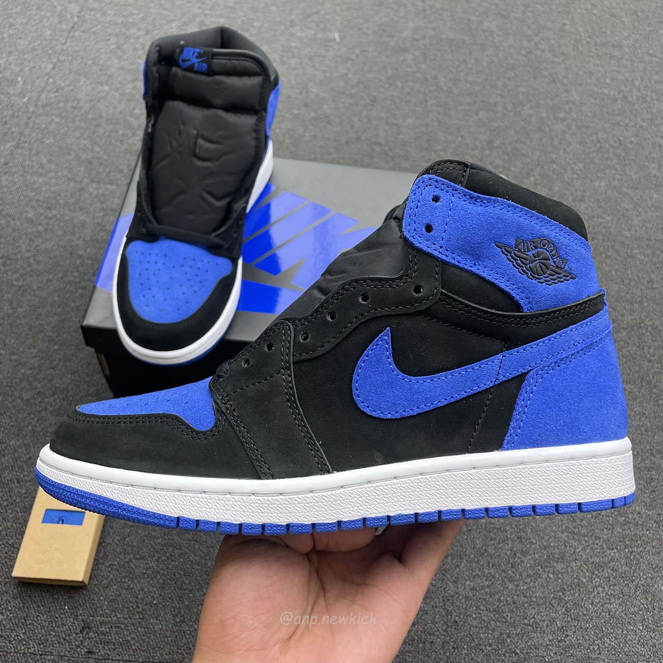 Air Jordan 1 Retro High Og Royal Reimagined Dz5485 042 (3) - newkick.cc