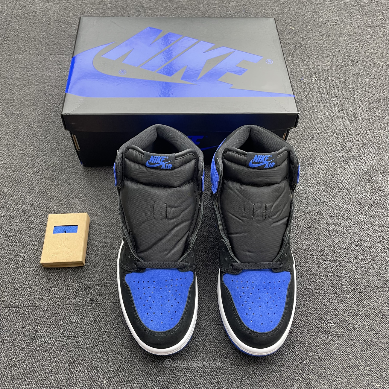 Air Jordan 1 Retro High Og Royal Reimagined Dz5485 042 (4) - newkick.cc