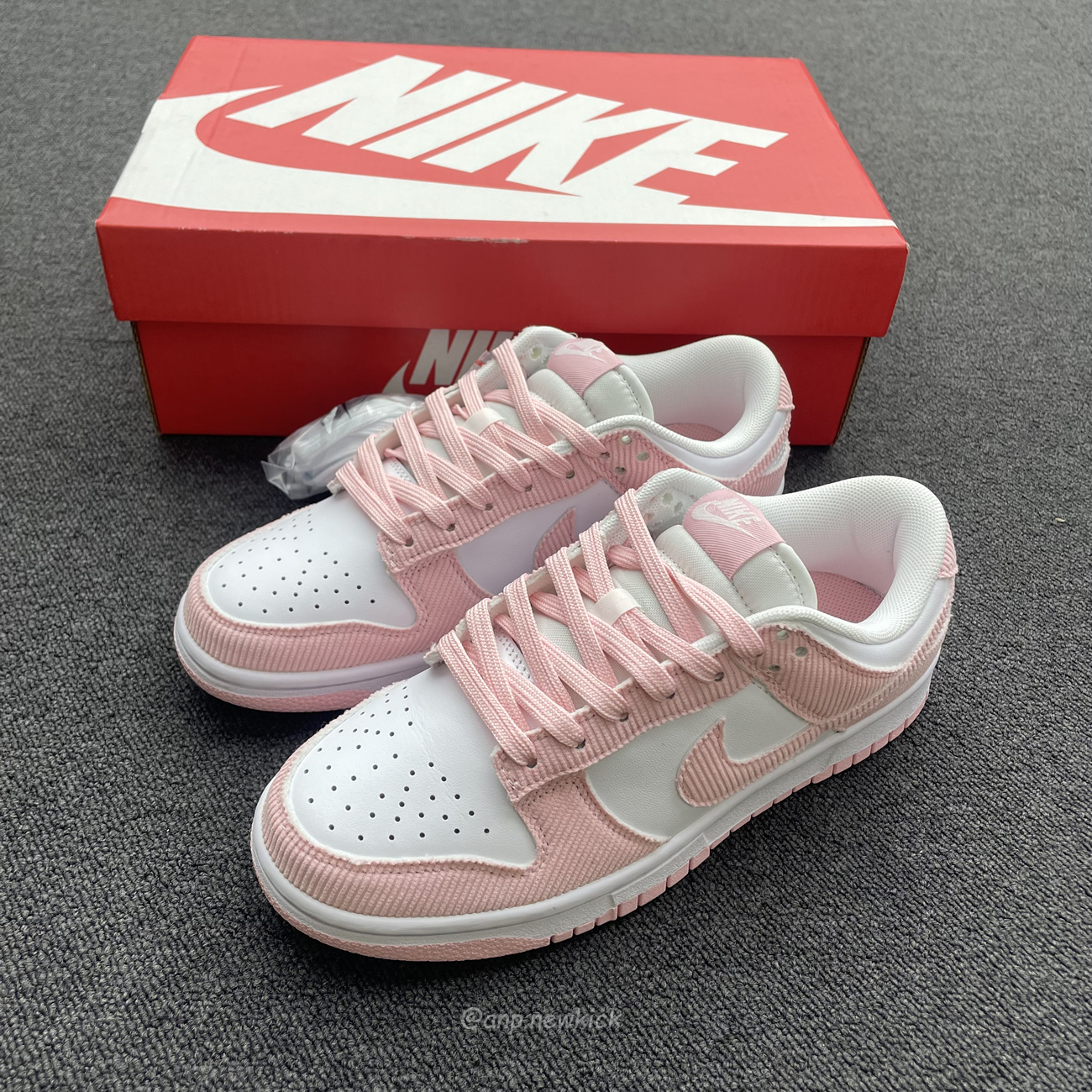 Nike Dunk Low Pink Corduroy Fn7167 100 (3) - newkick.cc