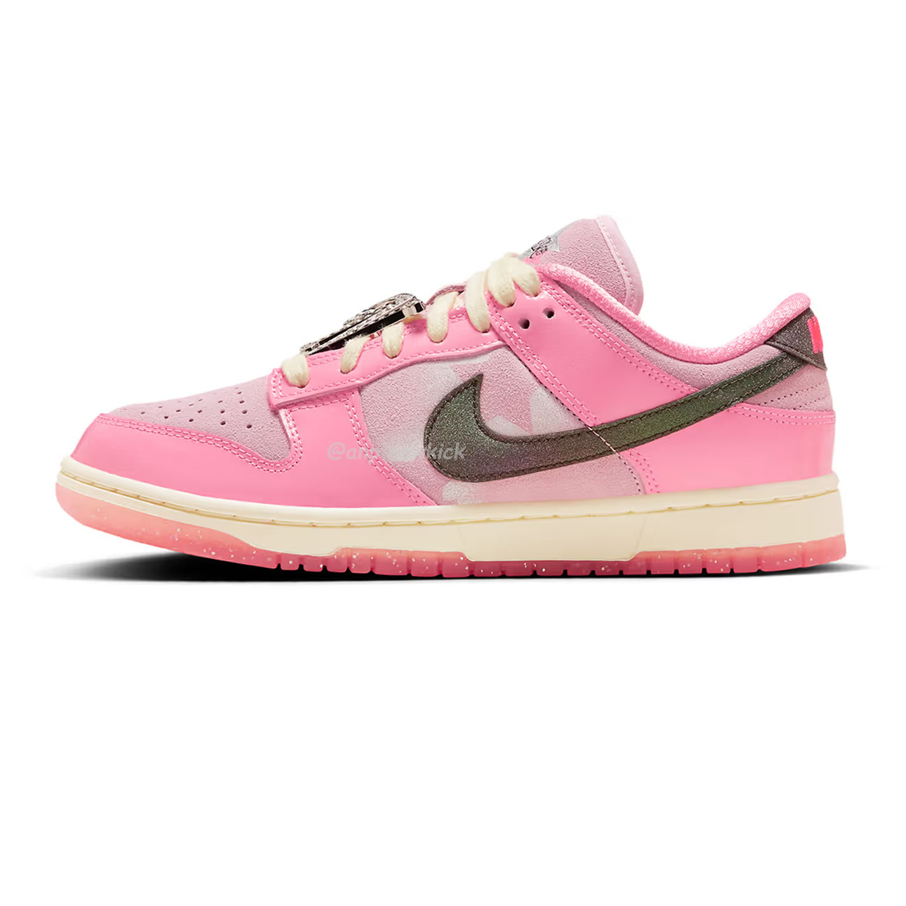 Nike Dunk Low Lx Barbie Fn8927 621 (1) - newkick.cc