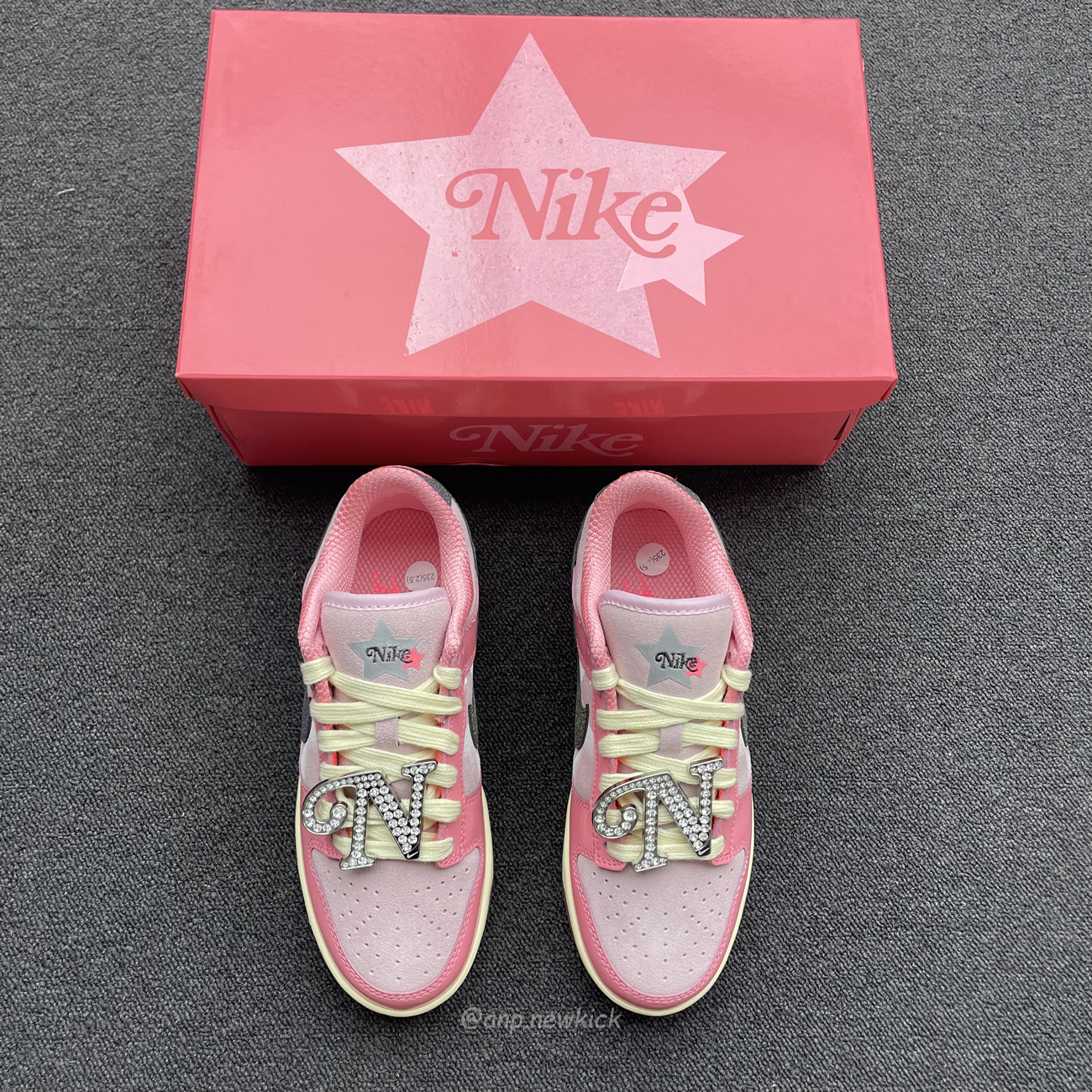 Nike Dunk Low Lx Barbie Fn8927 621 (10) - newkick.cc