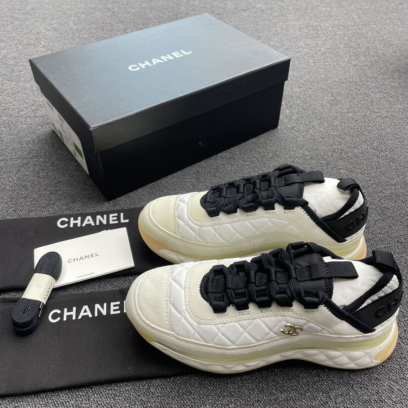 Chanel Casual Style Plain Logo Low Top Sneakers (6) - newkick.cc