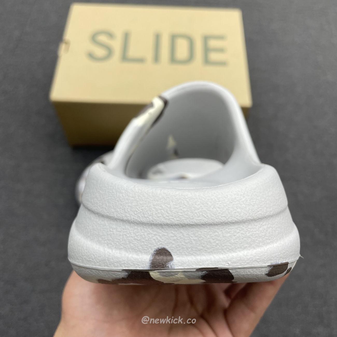 Adidas Yeezy X Kanye West Slide Bone (12) - newkick.cc