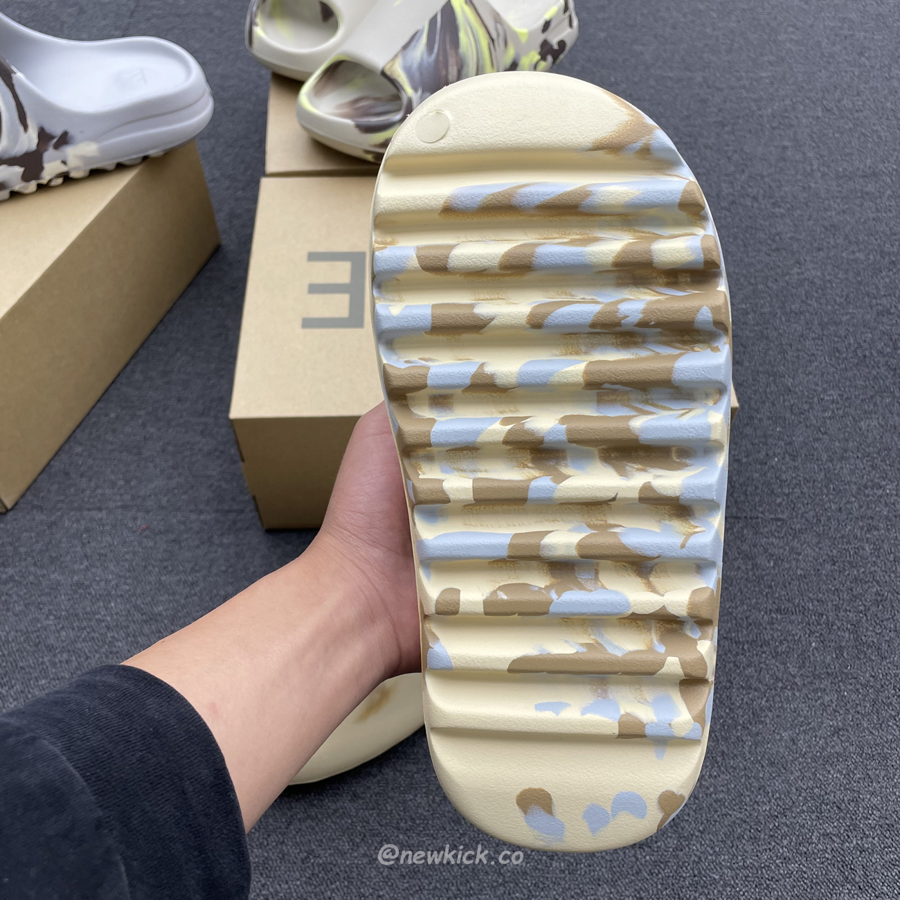 Adidas Yeezy X Kanye West Slide Bone (6) - newkick.cc