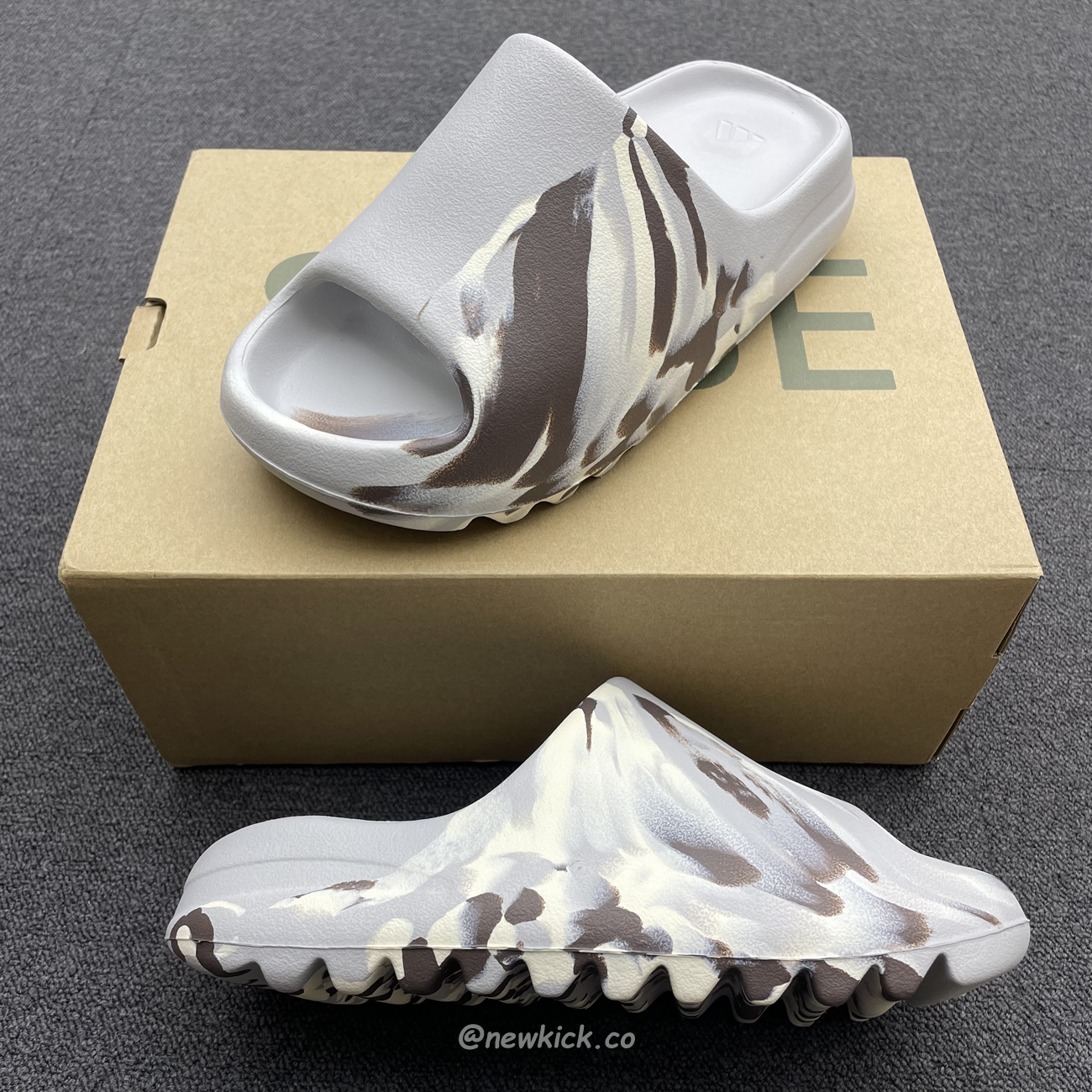 Adidas Yeezy X Kanye West Slide Bone (7) - newkick.cc