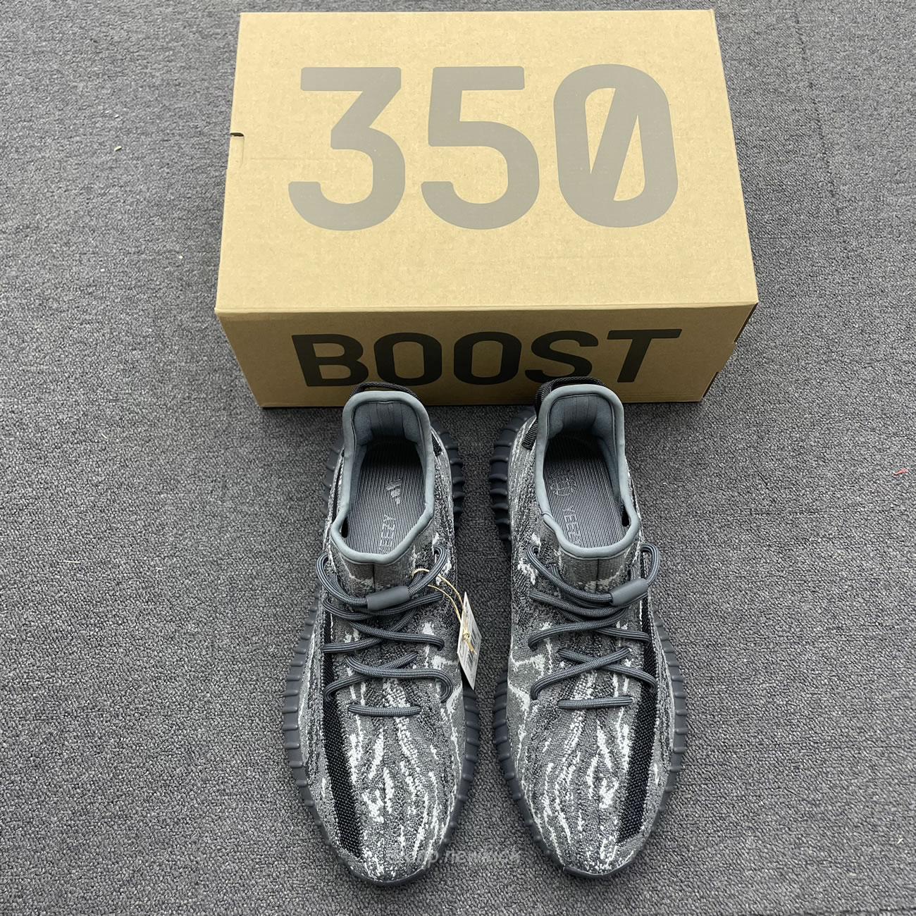 Adidas Yeezy Boost 350 V2 Mx Dark Salt Id4811 (4) - newkick.cc