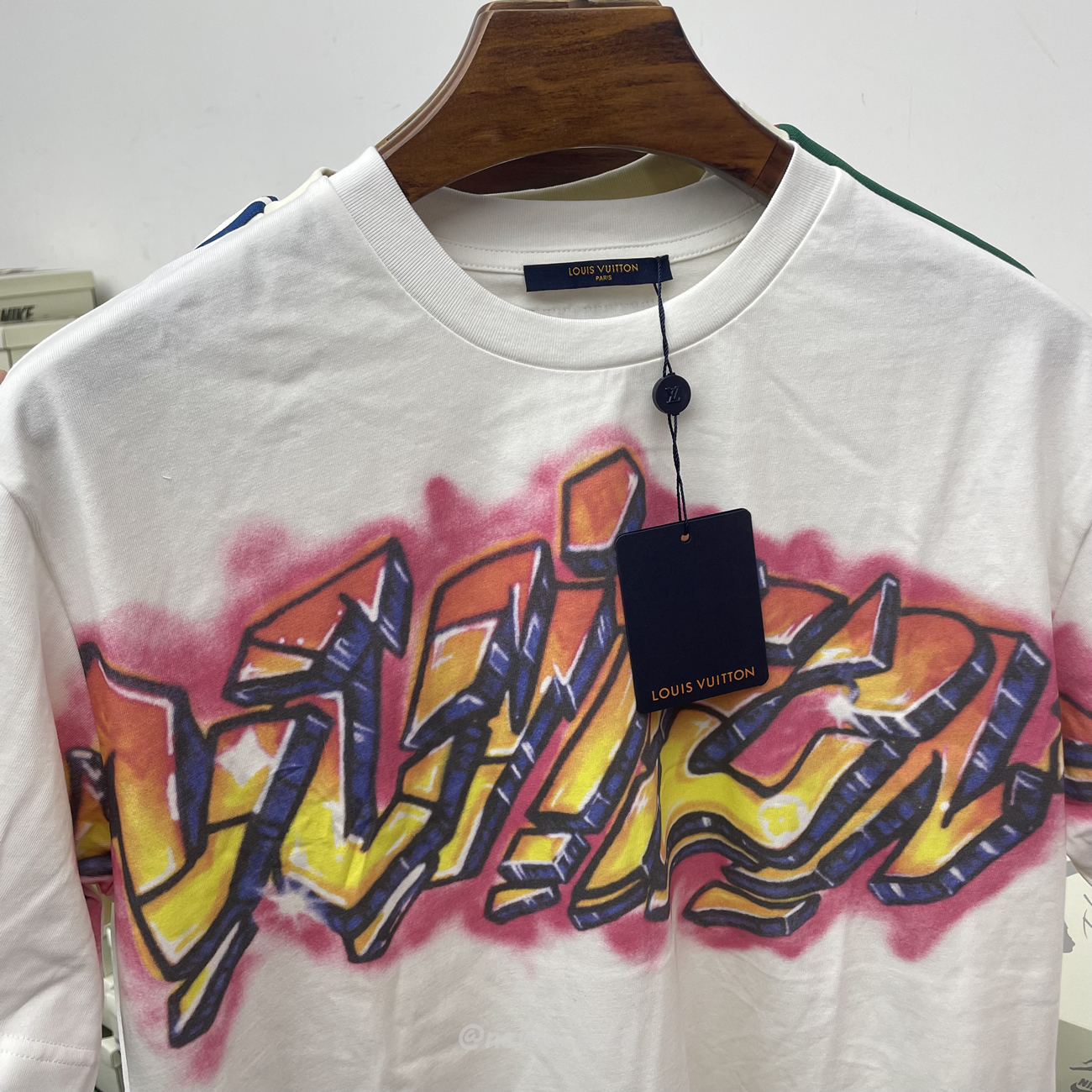 Louis Vuitton Graffiti T Shirt Milky White (7) - newkick.cc