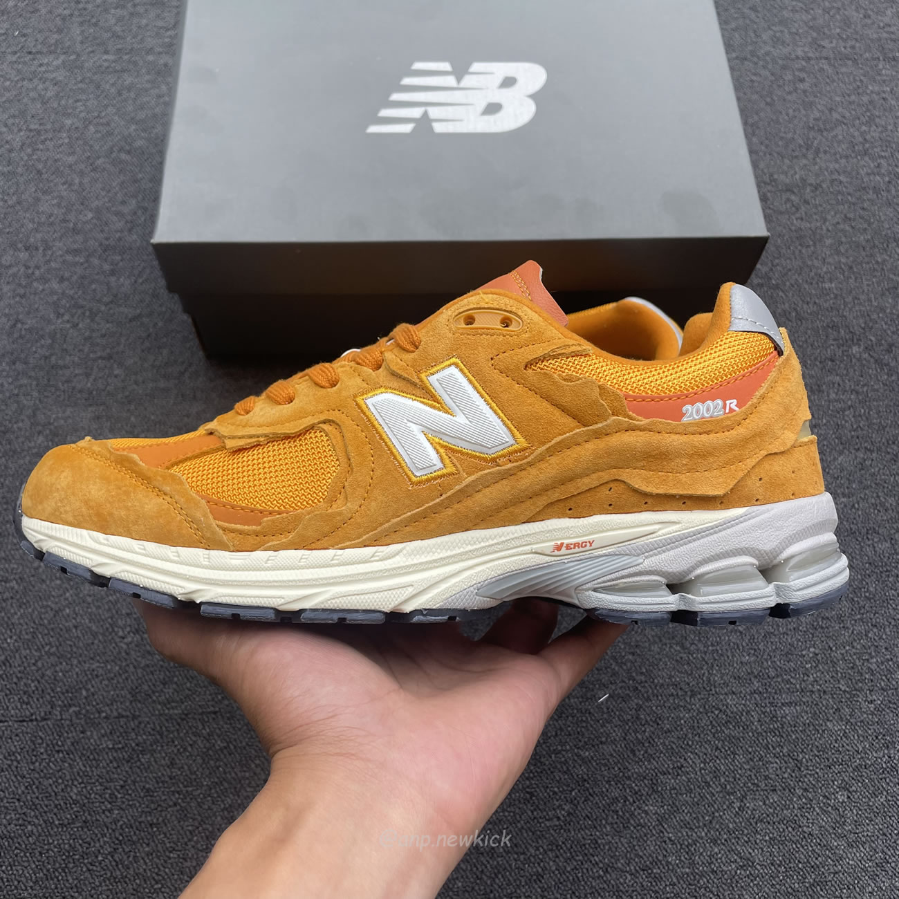 New Balance 2002r Protection Pack Vintage Orange M2002rde (11) - newkick.cc