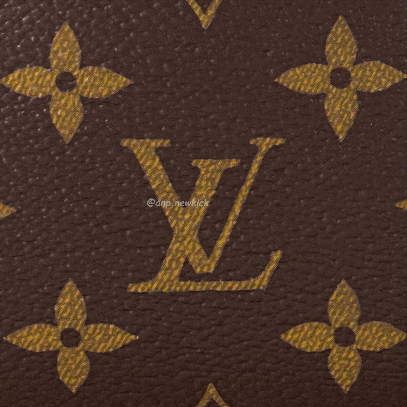 Louis Vuitton Side Trunk M46358 (2) - newkick.cc